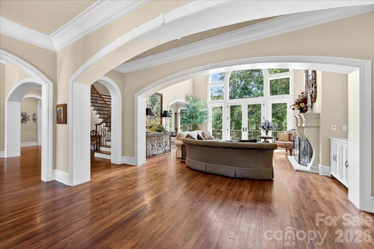 5424 Gorham Drive, Charlotte, photo 3 of 8