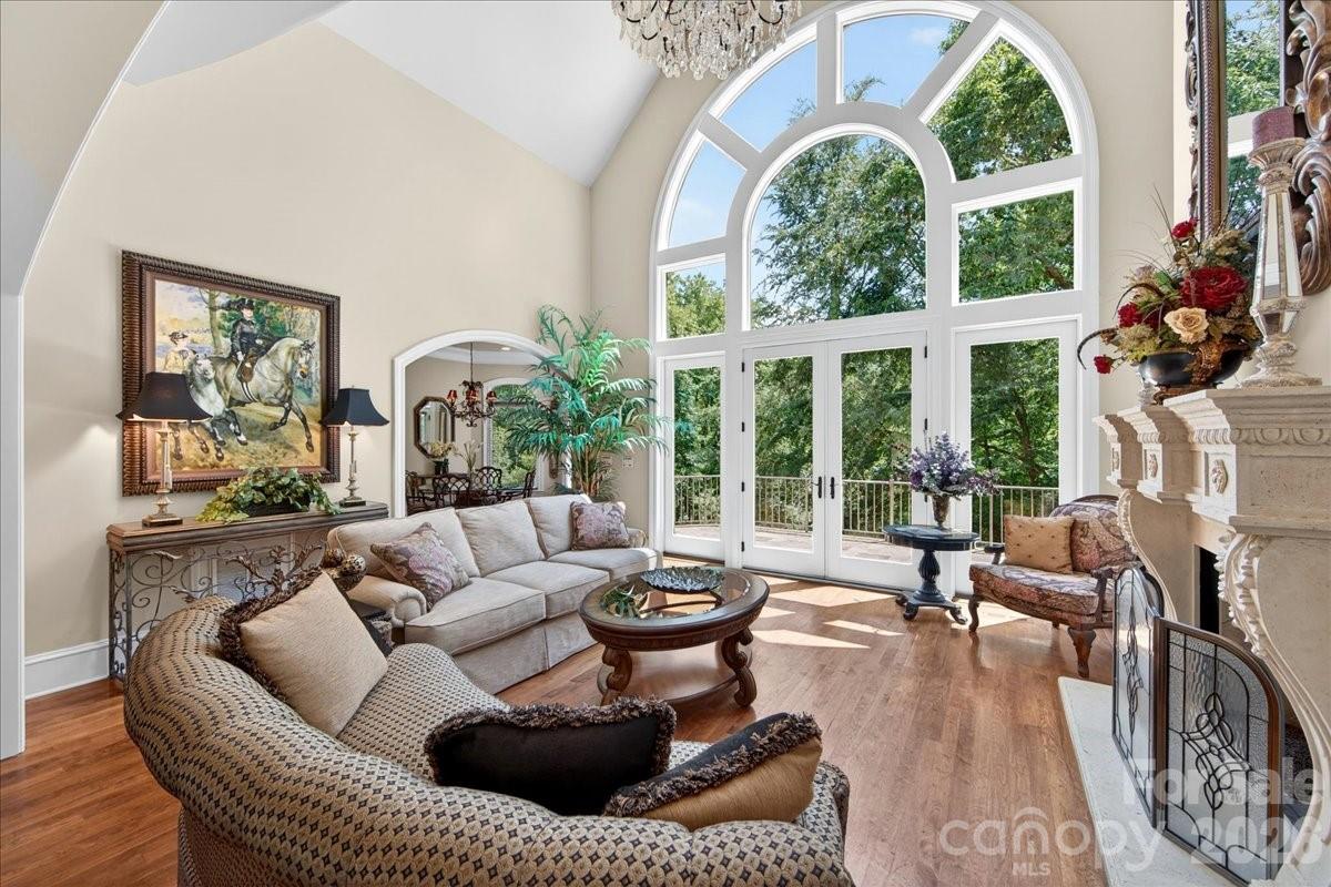 5424 Gorham Drive, Charlotte, photo 4 of 8