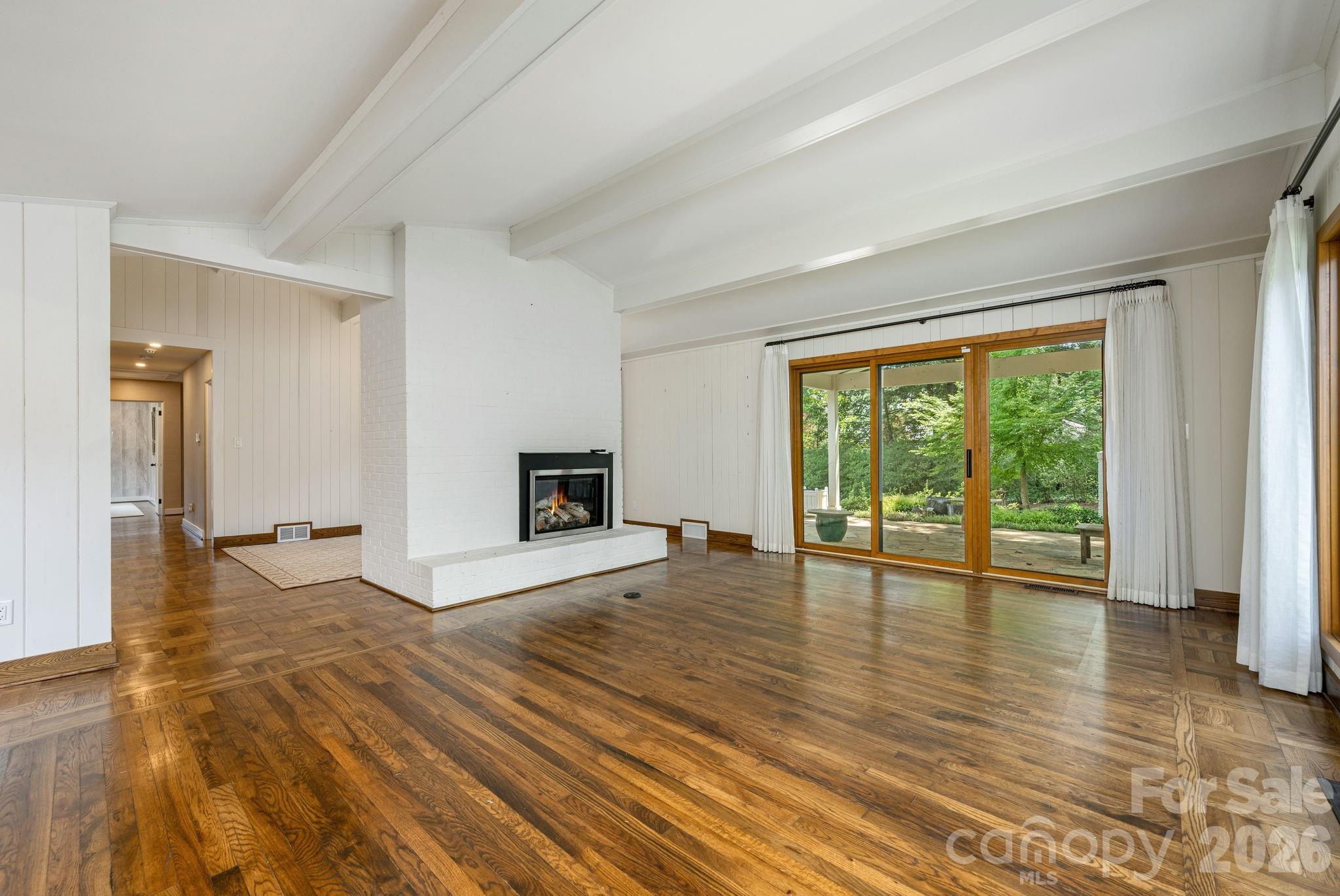 28 Forest Road, Asheville, photo 5 of 8