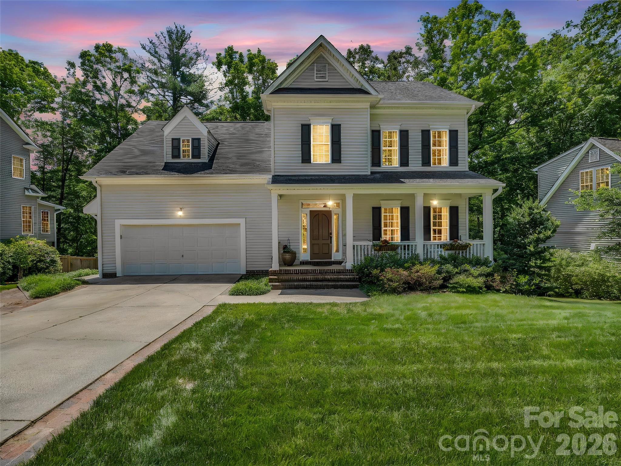 1042 Columbine Road, Asheville, photo 2 of 8