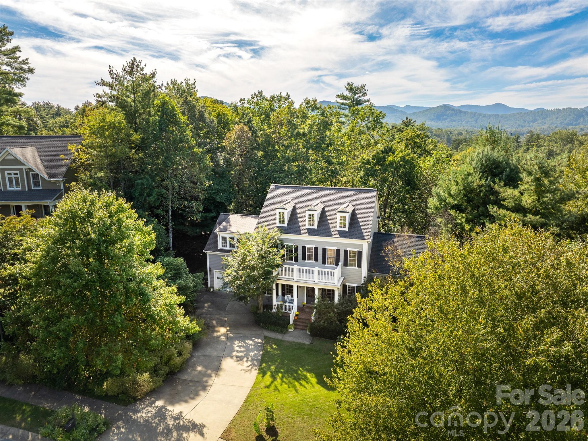 36 White Ash Drive, Asheville, photo 1 of 8