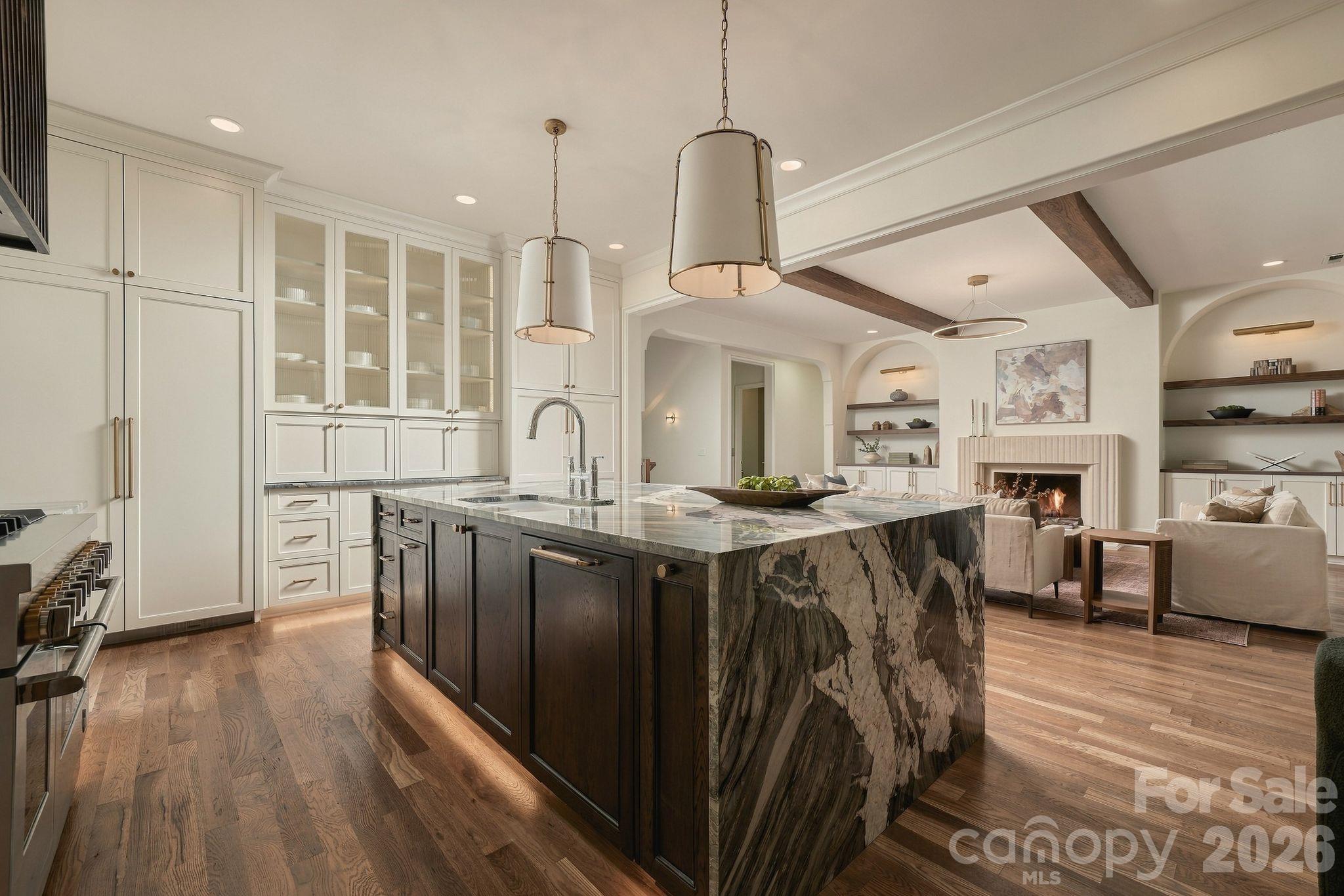 122 Lansdowne Road, Charlotte, photo 6 of 8