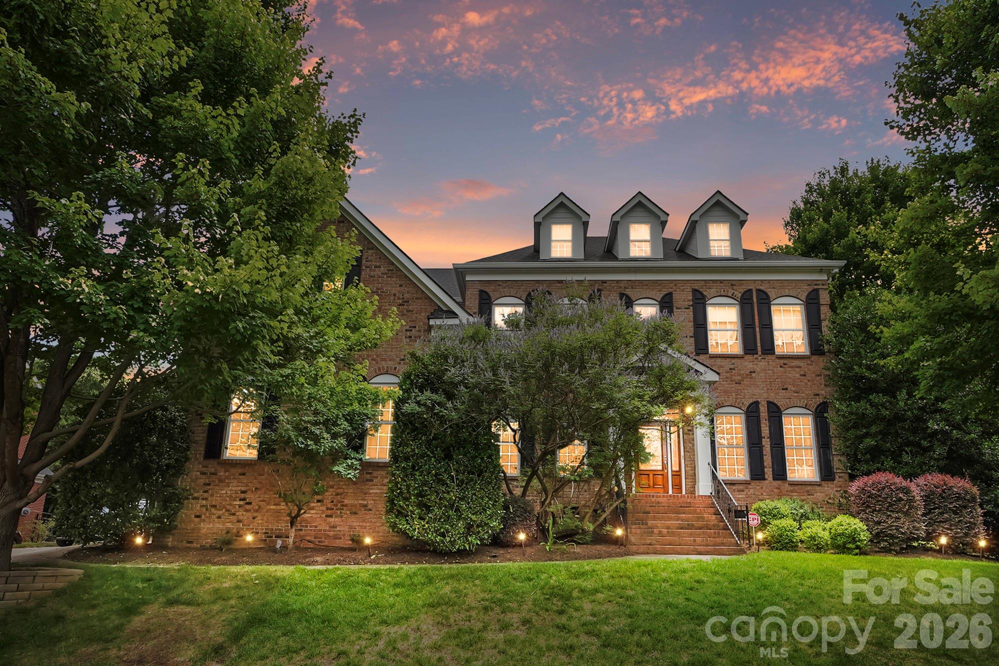 507 Five Leaf Lane, Waxhaw, photo 3 of 8