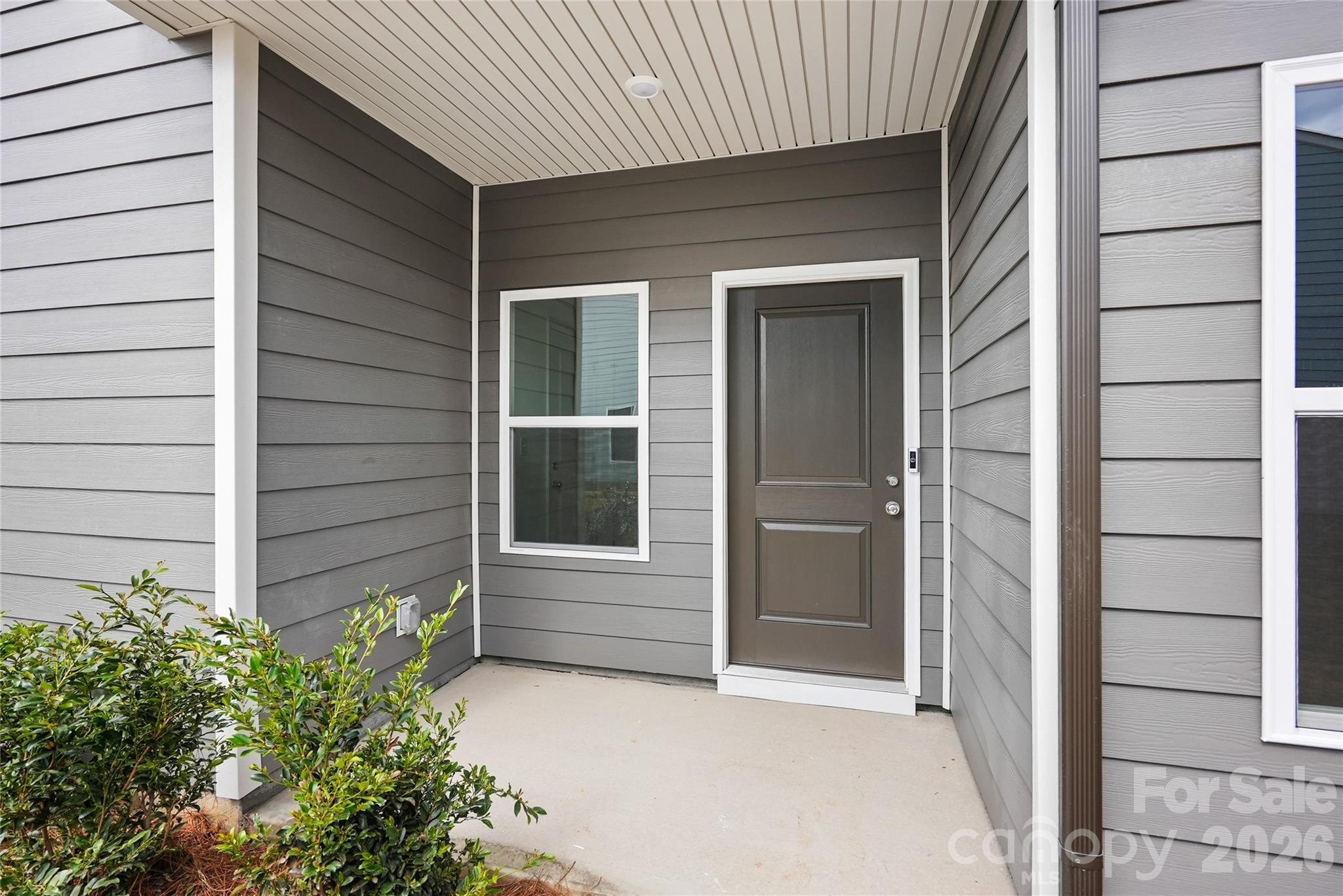 13027 Muscovy Court, Charlotte, photo 2 of 8