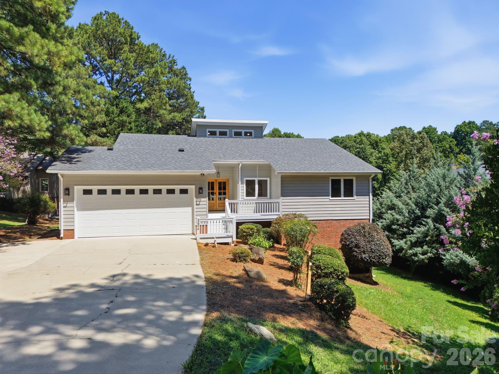 2494 Cherry Lane, Denver, photo 3 of 8