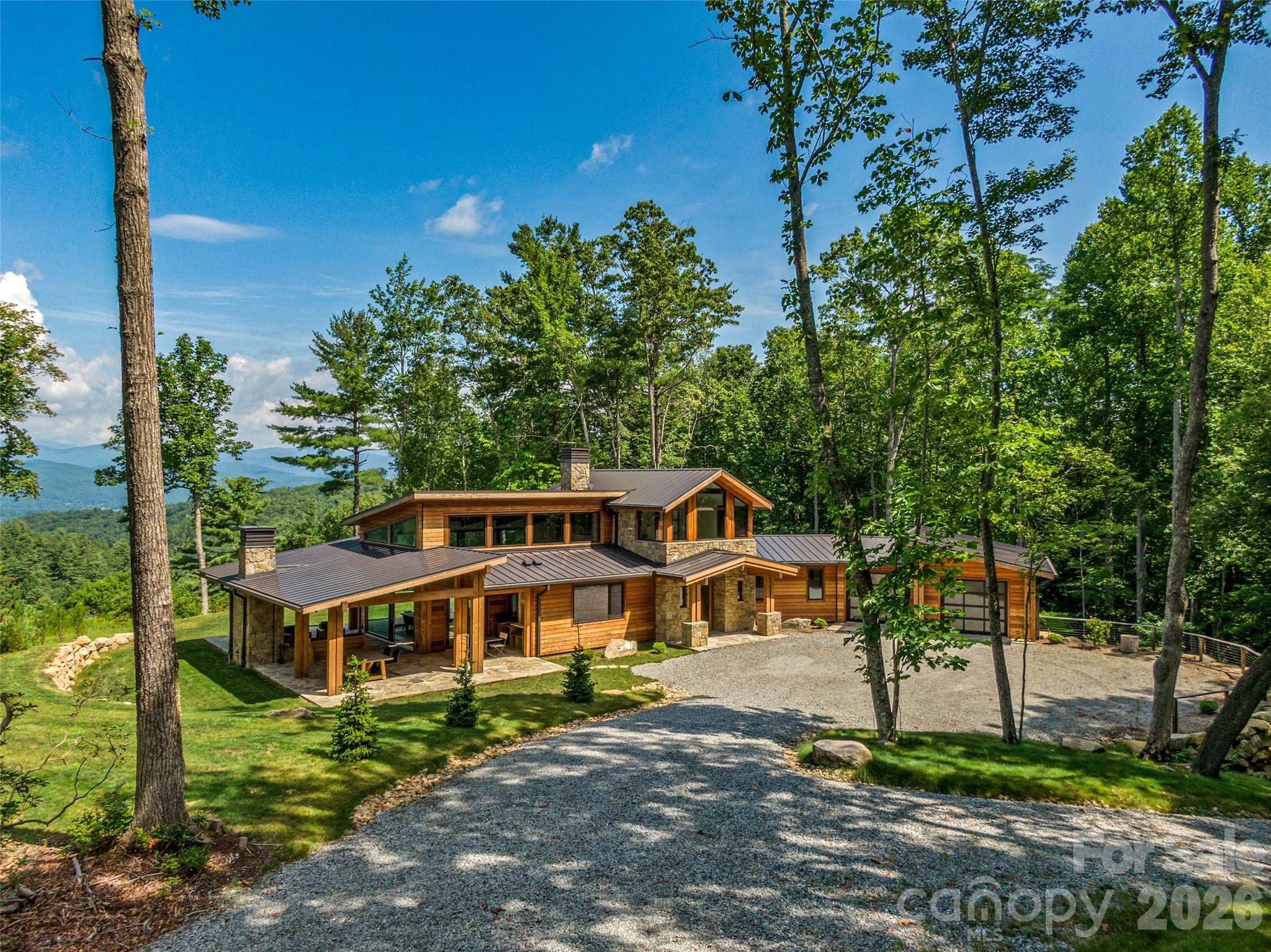30 Banks Lane, Brevard, photo 1 of 8