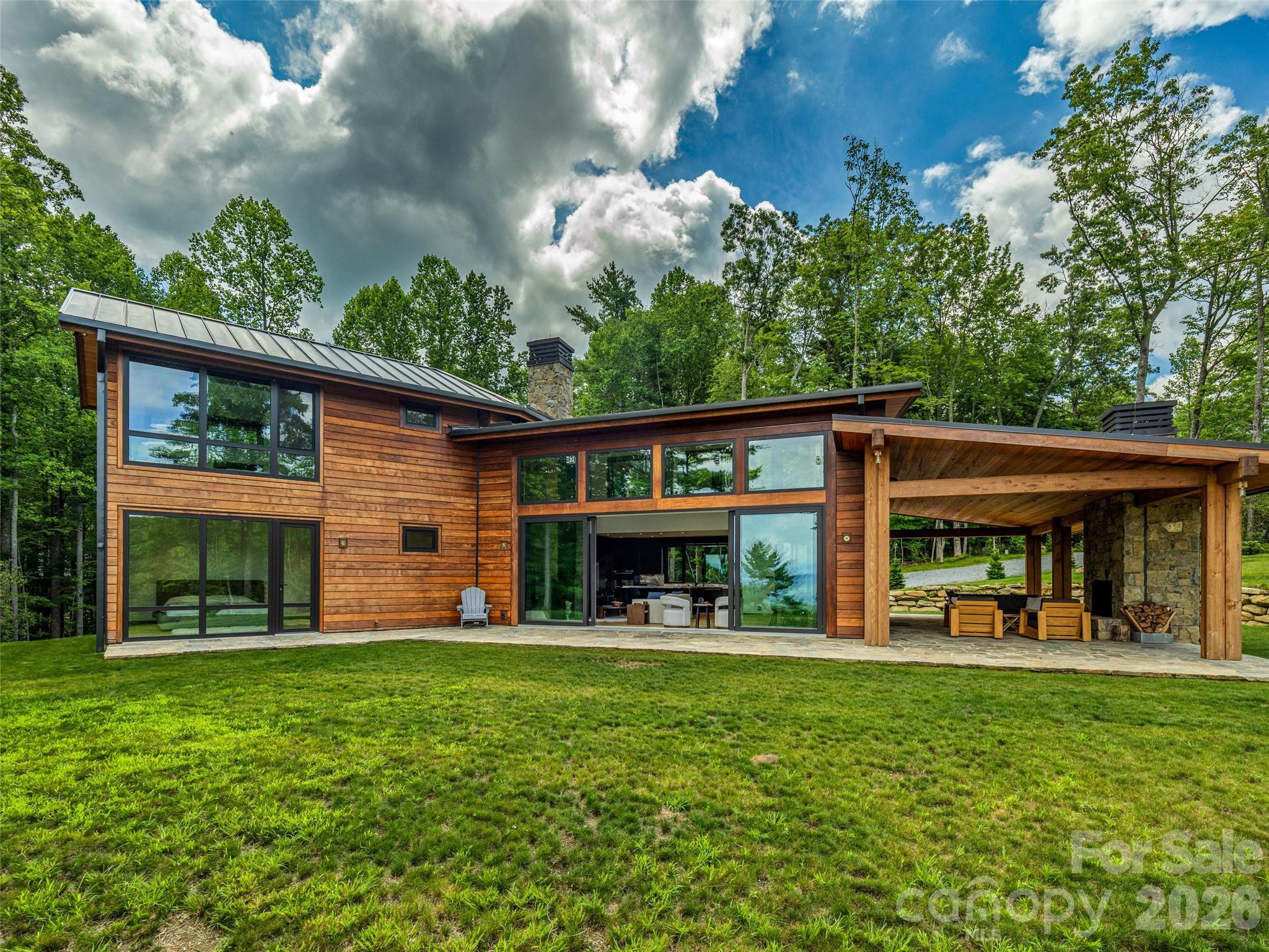 30 Banks Lane, Brevard, photo 3 of 8