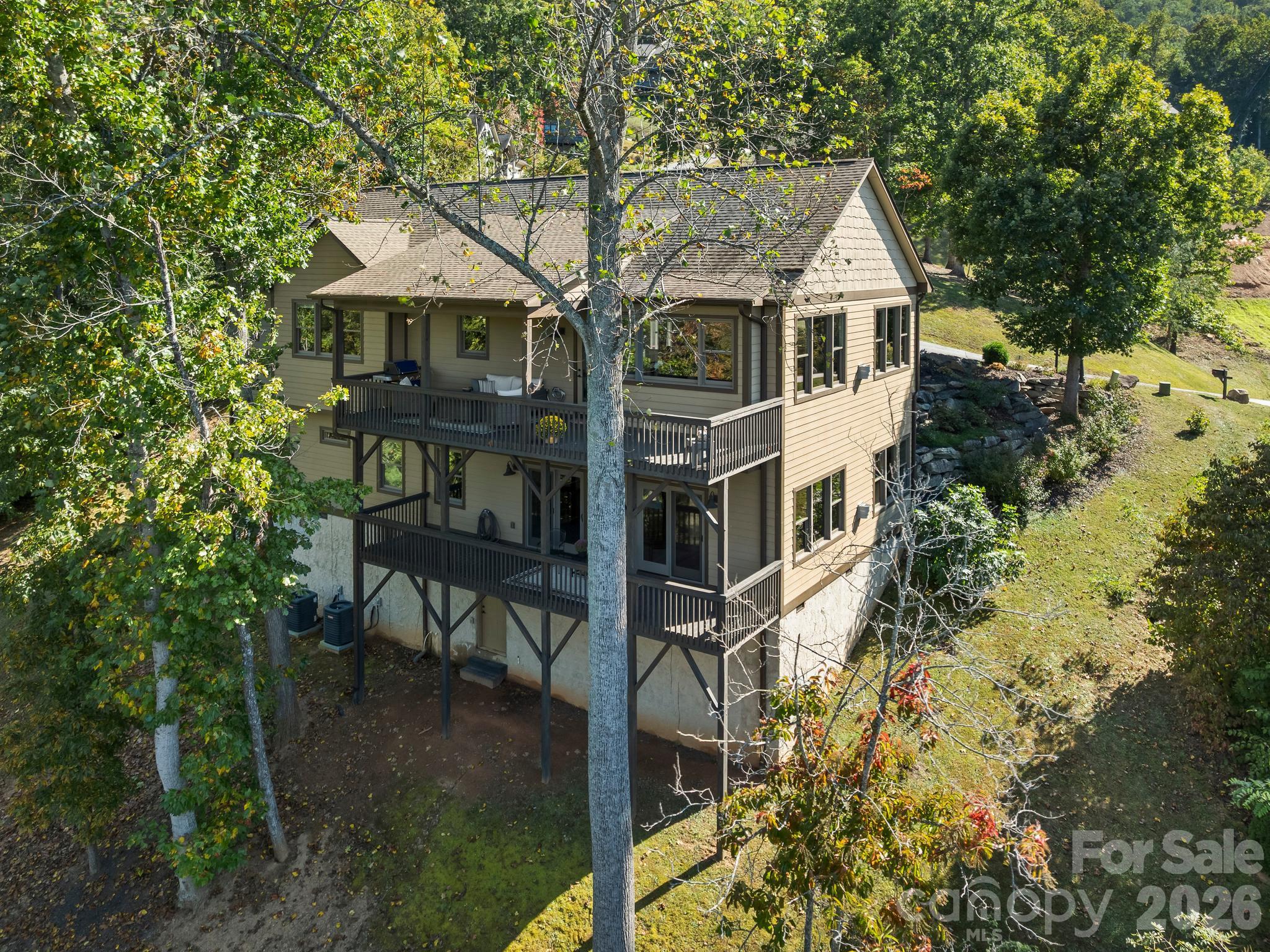 14 Herron View Lane, Weaverville, photo 4 of 8