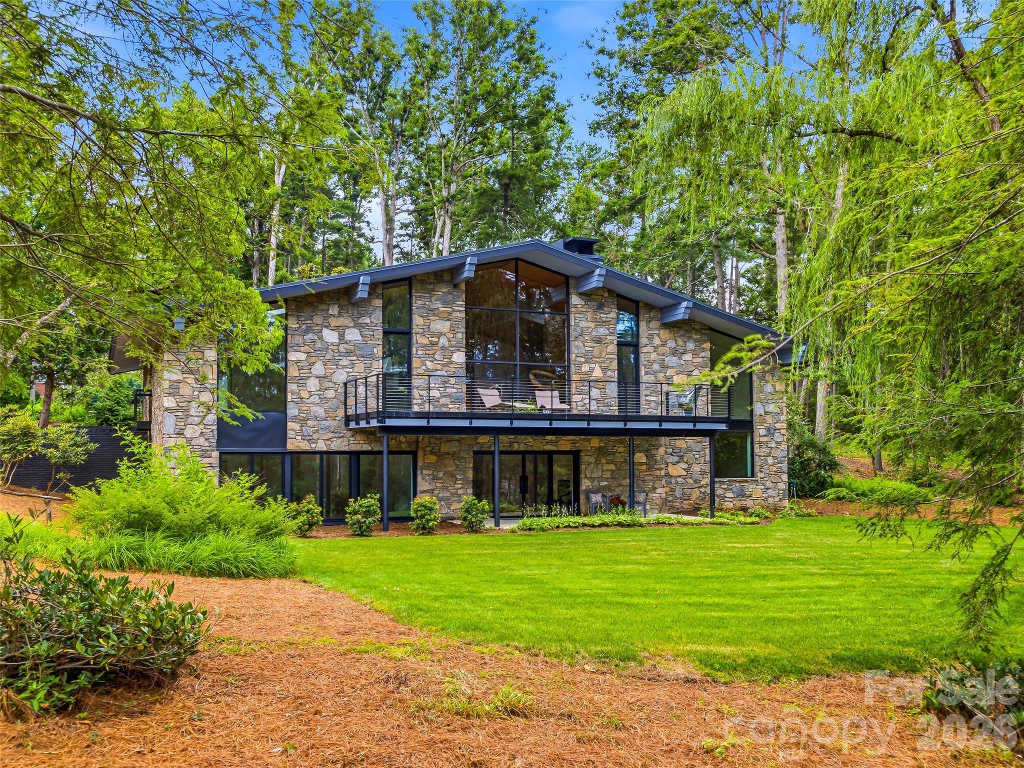 3 Holly Hill Road, Biltmore Forest, photo 5 of 8