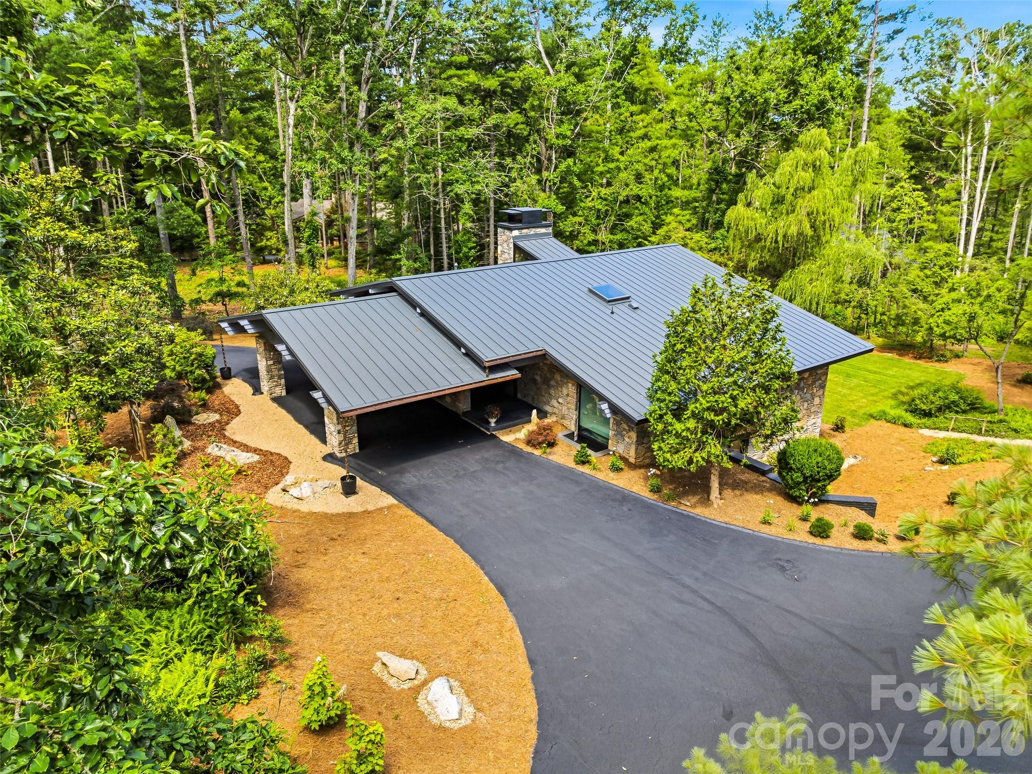 3 Holly Hill Road, Biltmore Forest, photo 7 of 8
