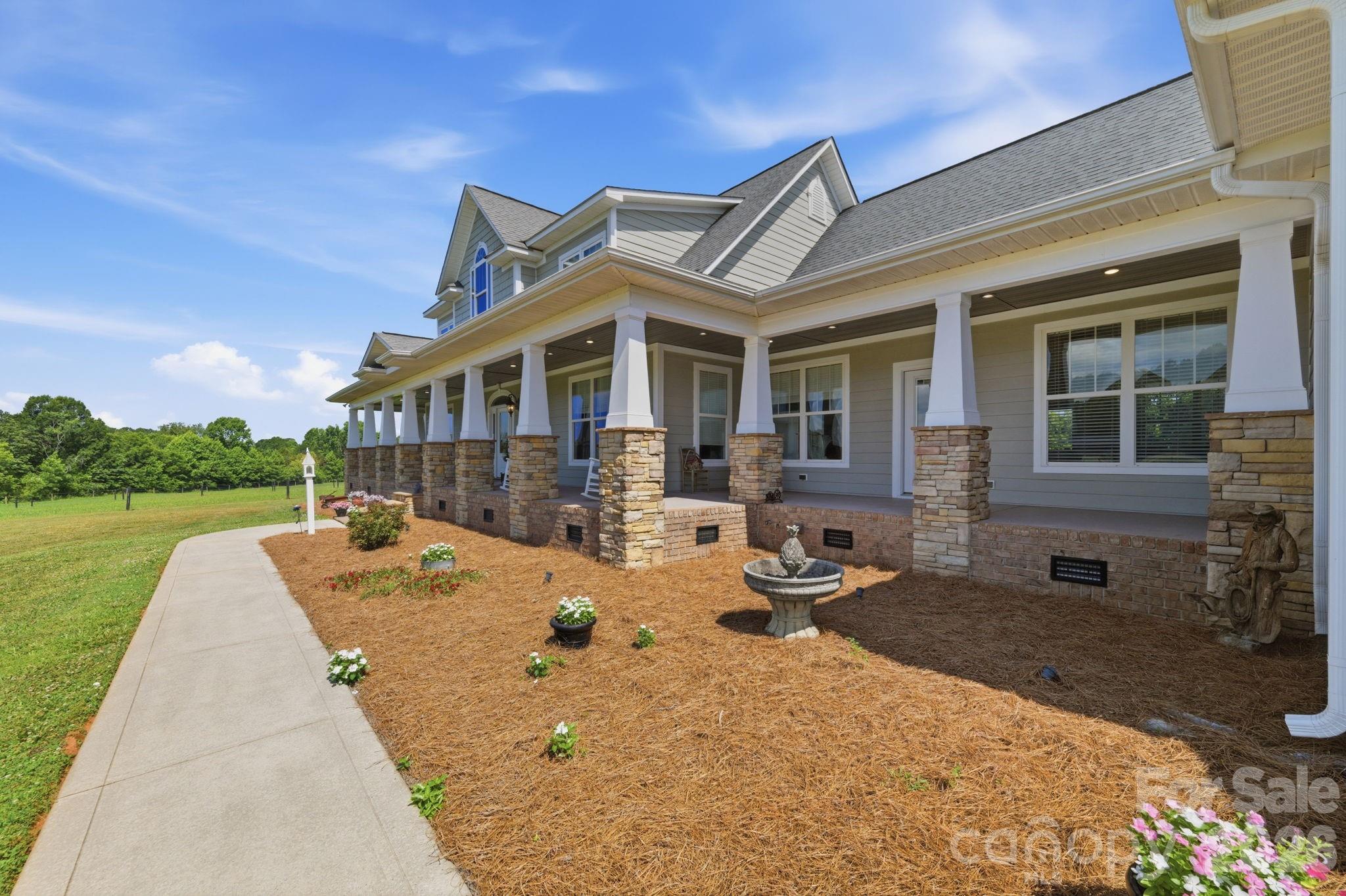 212 Scism Road, Kings Mountain, photo 4 of 8