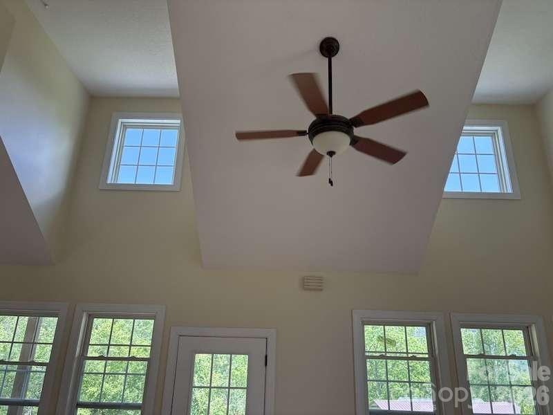260 Bull Creek Road, Asheville, photo 6 of 8