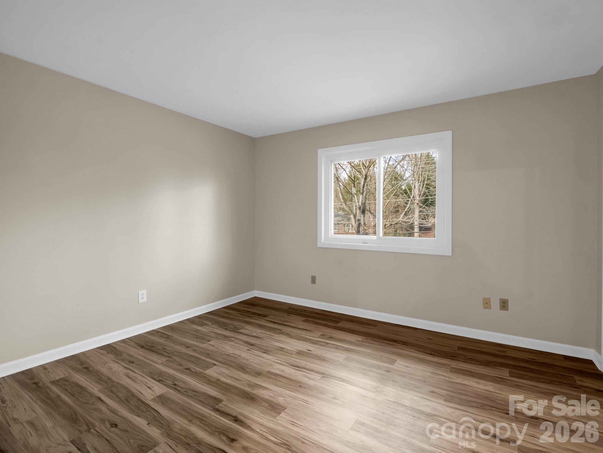 520 Courtwood Lane #1-8, Hendersonville, photo 7 of 8