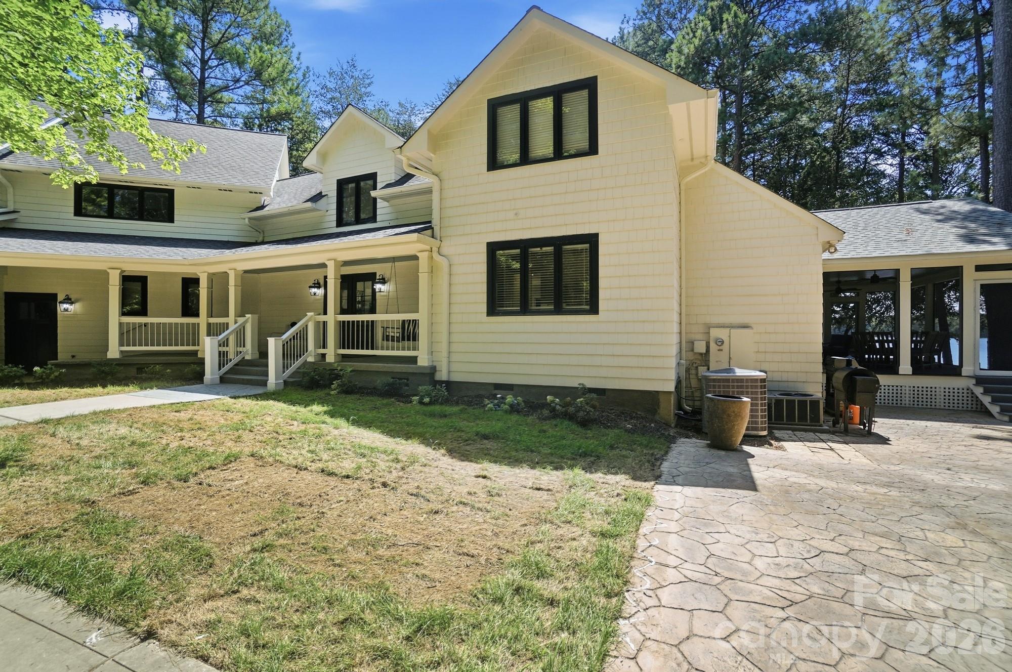 9265 Belle Pines Court, Sherrills Ford, photo 8 of 8
