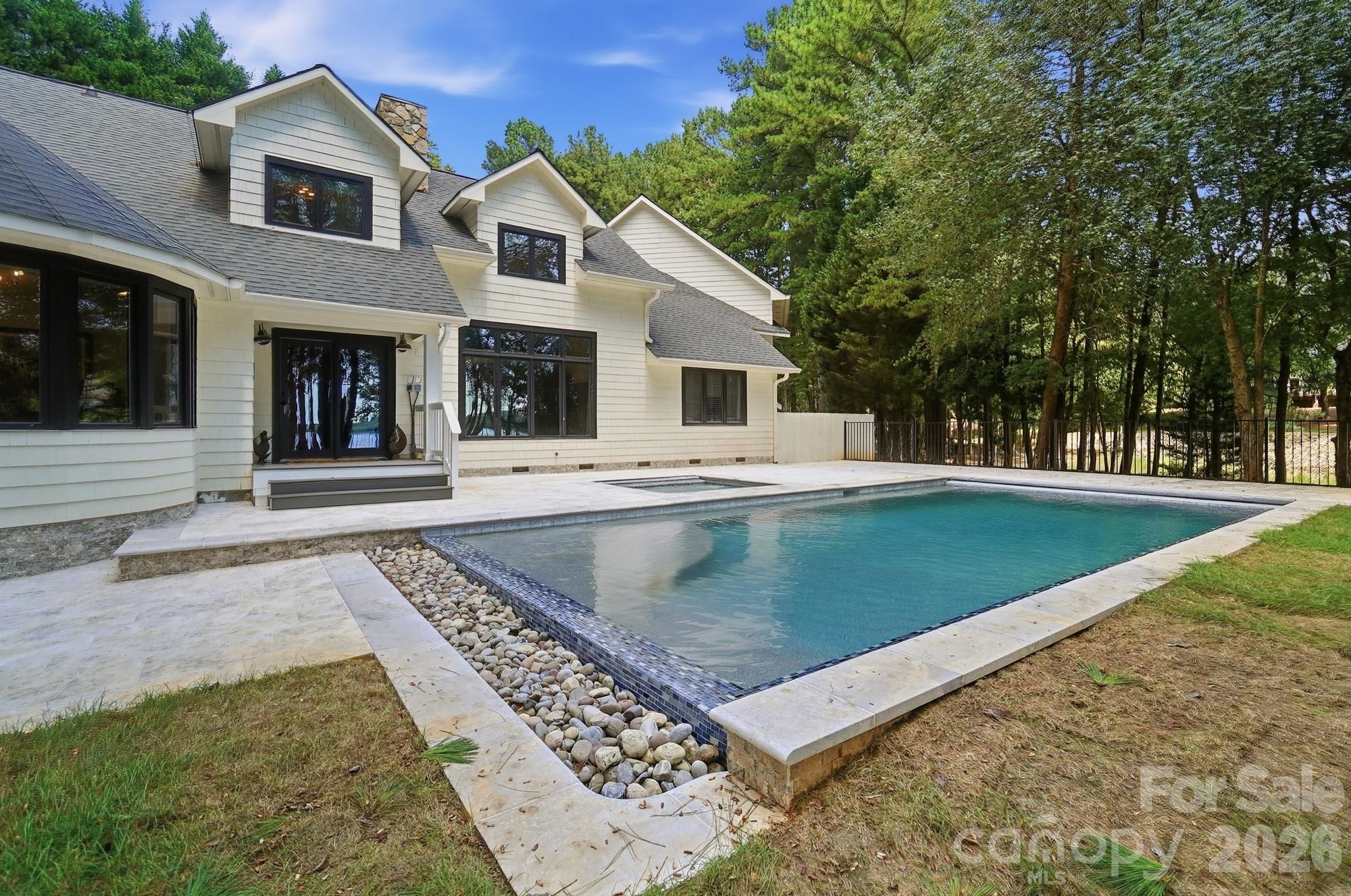 9265 Belle Pines Court, Sherrills Ford, photo 6 of 8