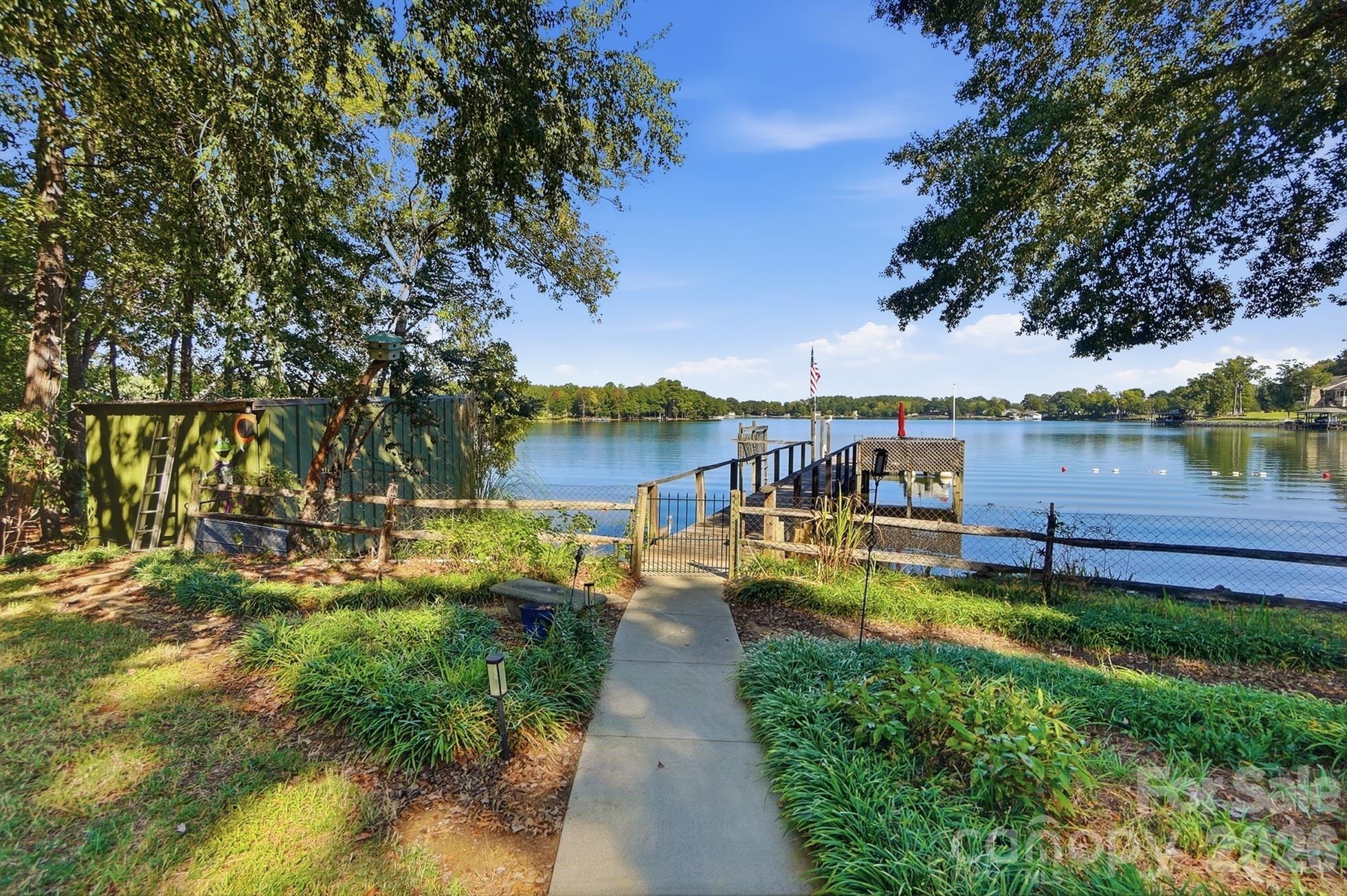 1669 Aragon Beach Road, Rock Hill, photo 3 of 8