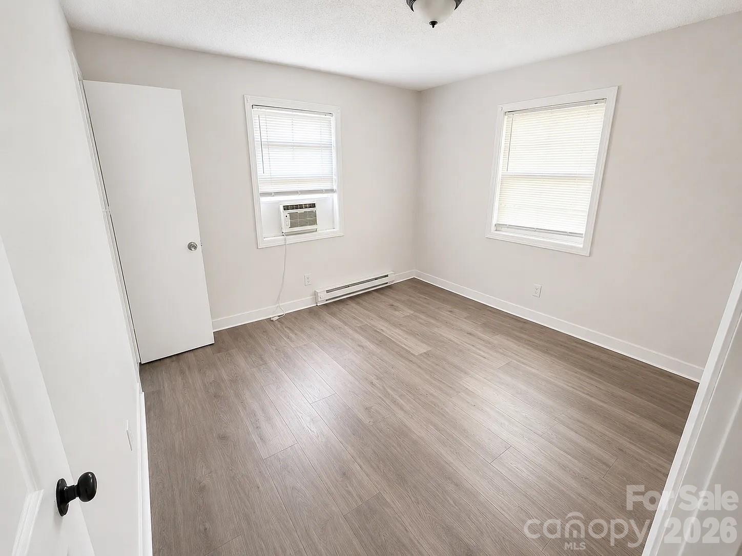 2416 Julia Avenue, Charlotte, photo 5 of 8