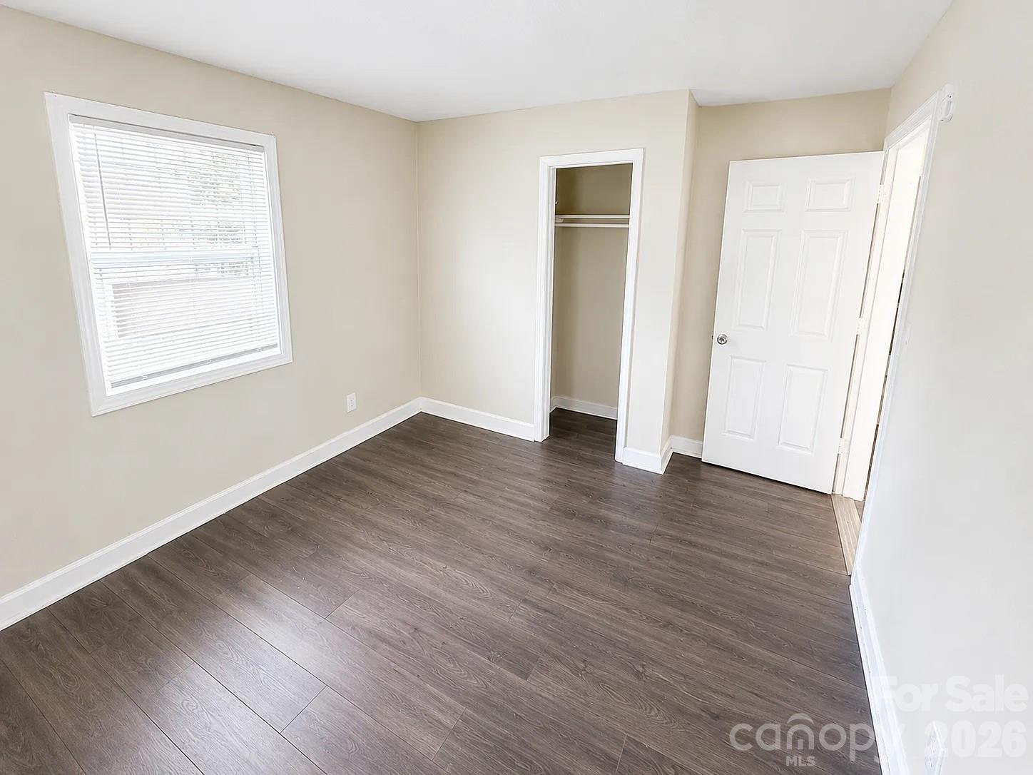 2416 Julia Avenue, Charlotte, photo 7 of 8