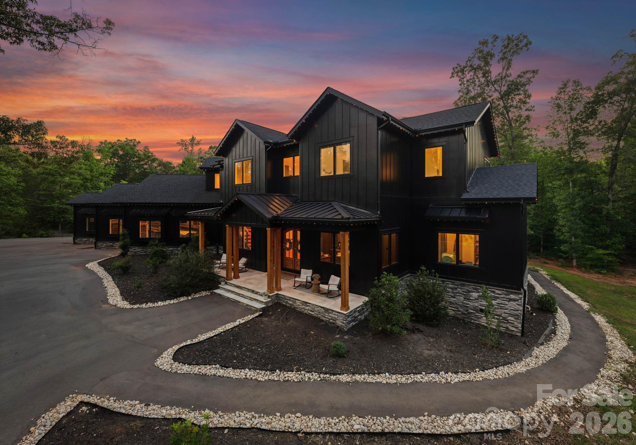 6632 Old Settlers Road, Waxhaw, photo 1 of 8