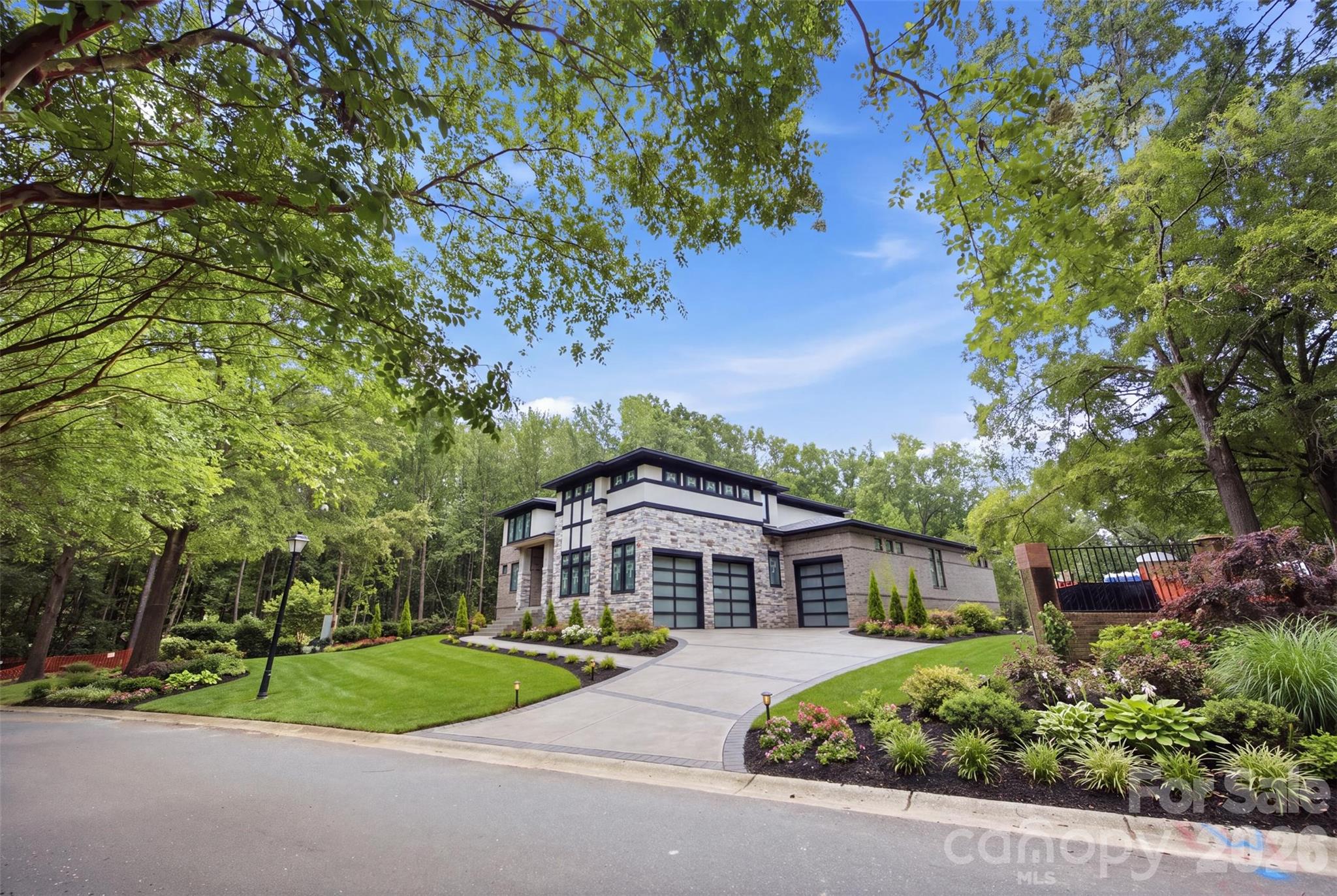 13117 Hamilton Place Drive, Charlotte, photo 5 of 8