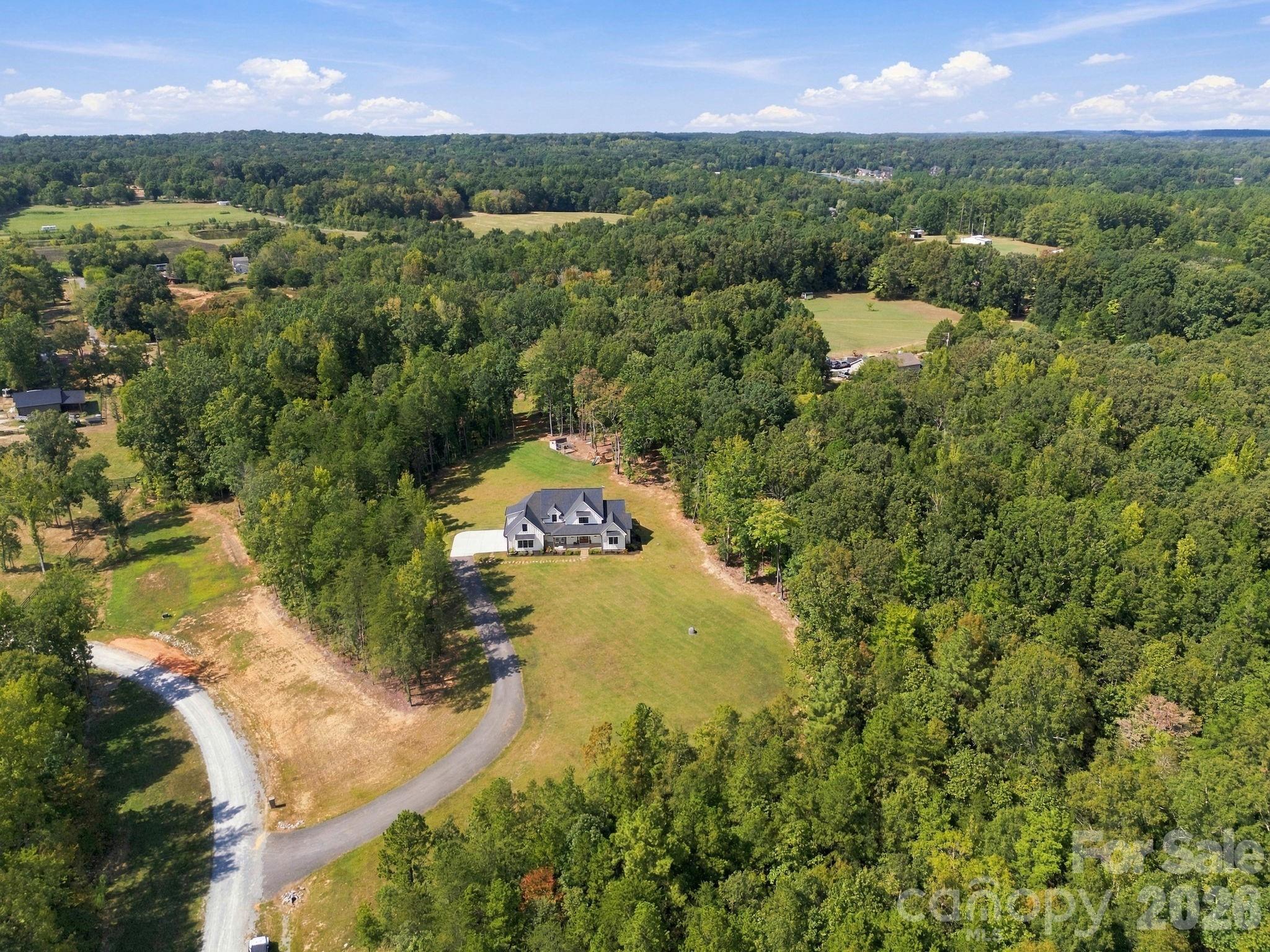 6840 Grinnell Trail, Concord, photo 3 of 8
