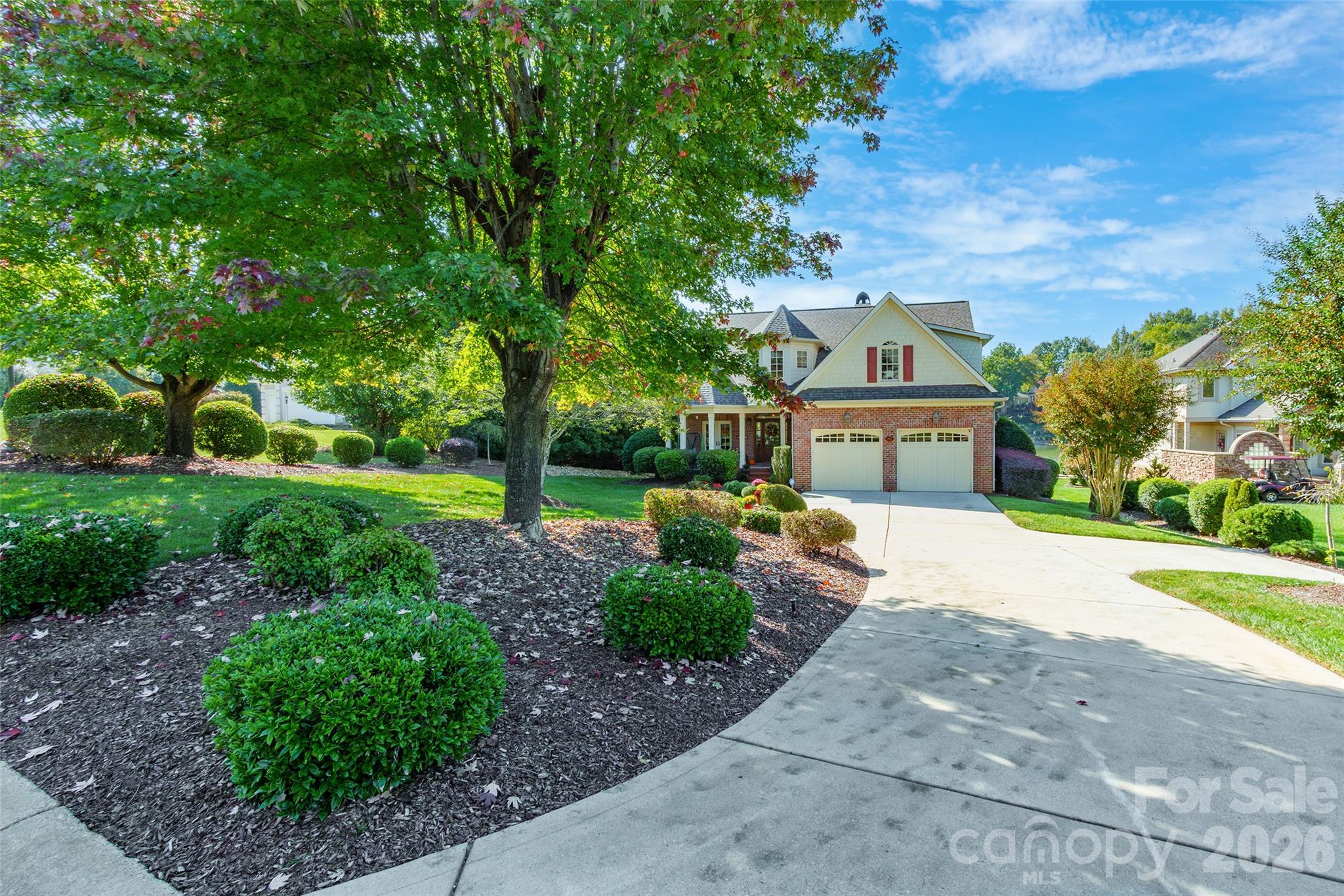 185 E Tattersall Drive, Statesville, photo 2 of 8