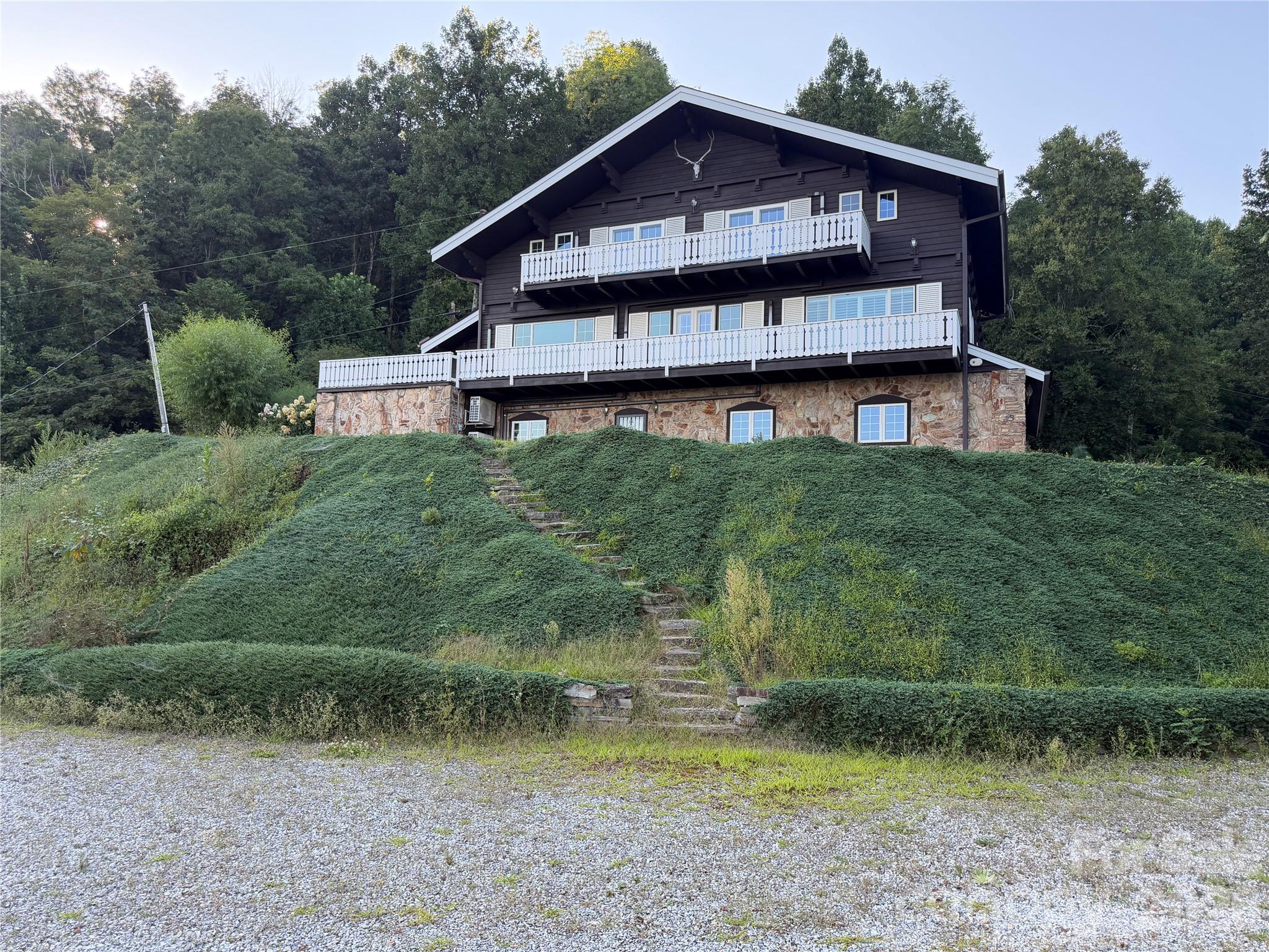316 Grassy Mountain Road, Little Switzerland, photo 2 of 8