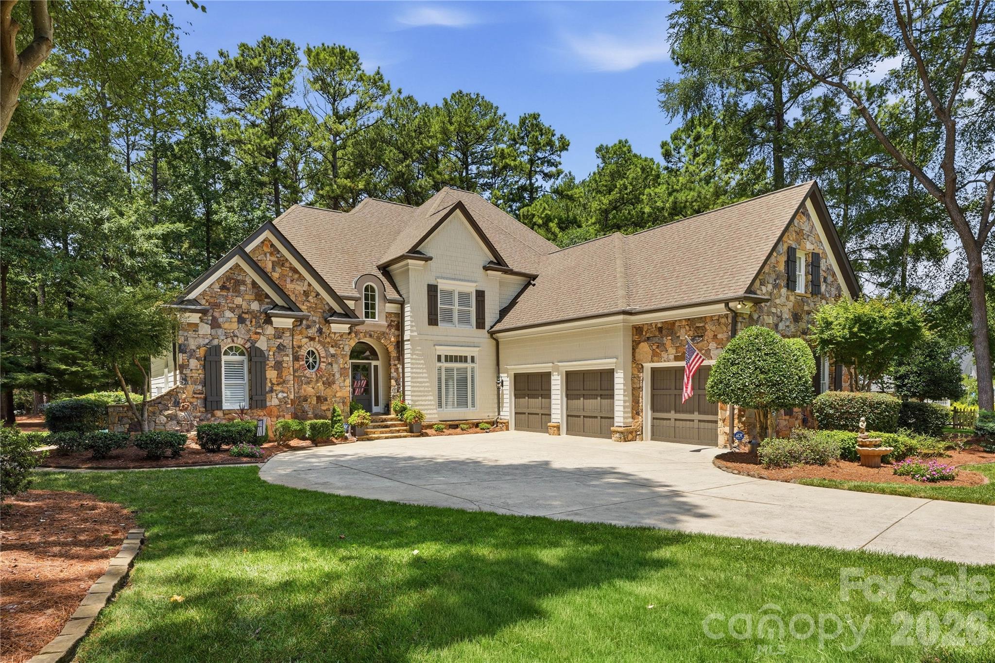 103 White Crest Court, Mooresville, photo 1 of 8