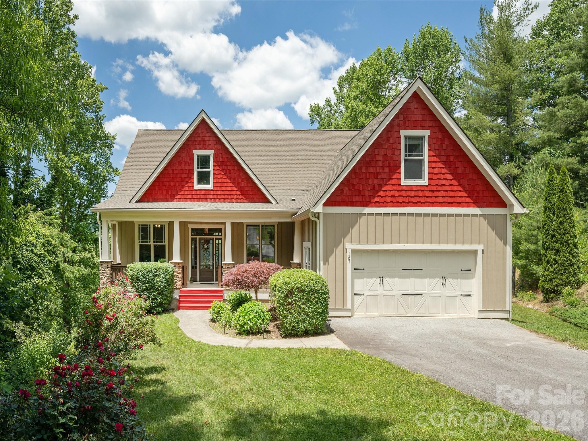 167 Tatham Road, Hendersonville, photo 2 of 8
