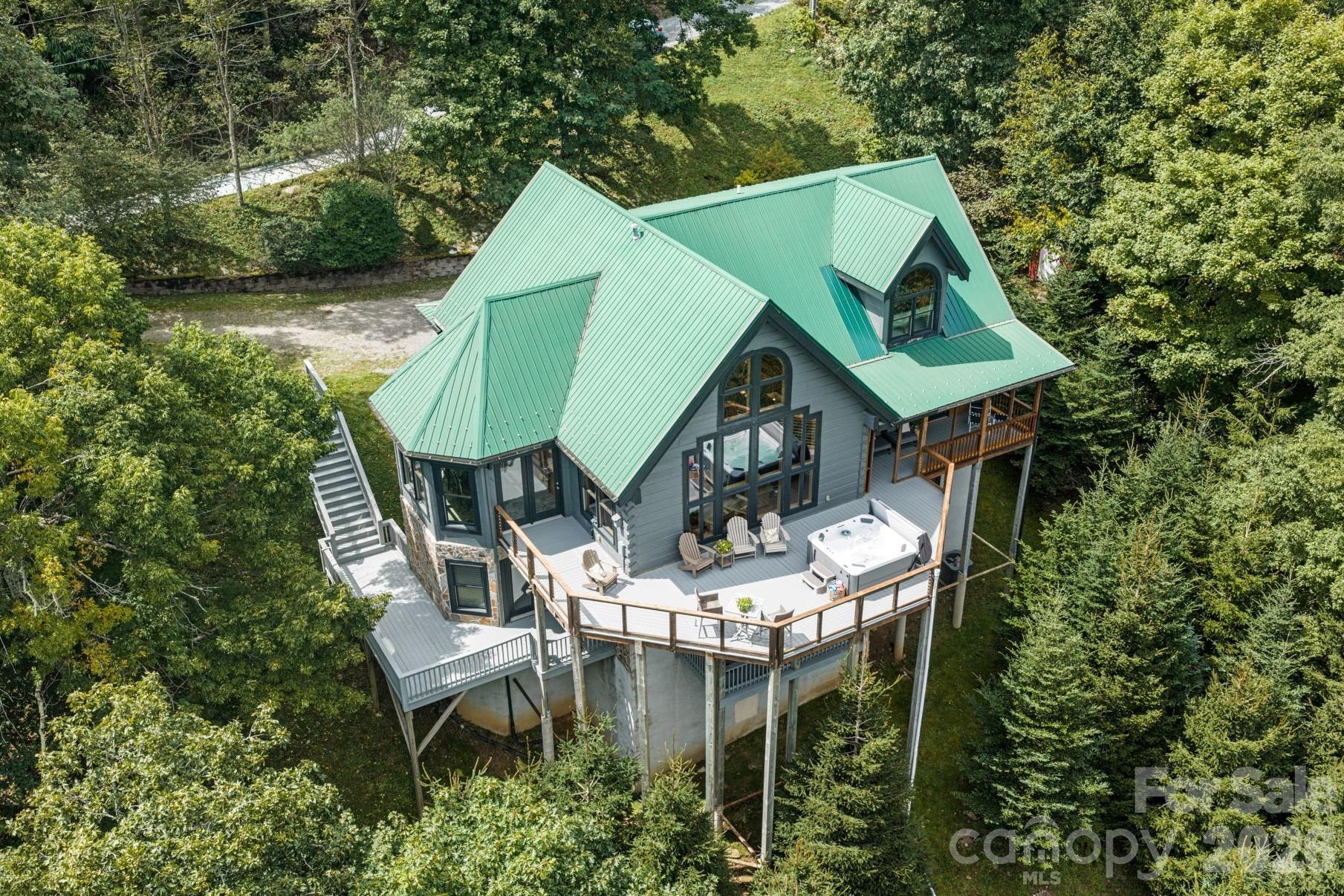 372 Broken Arrow Trail, Boone, photo 1 of 8