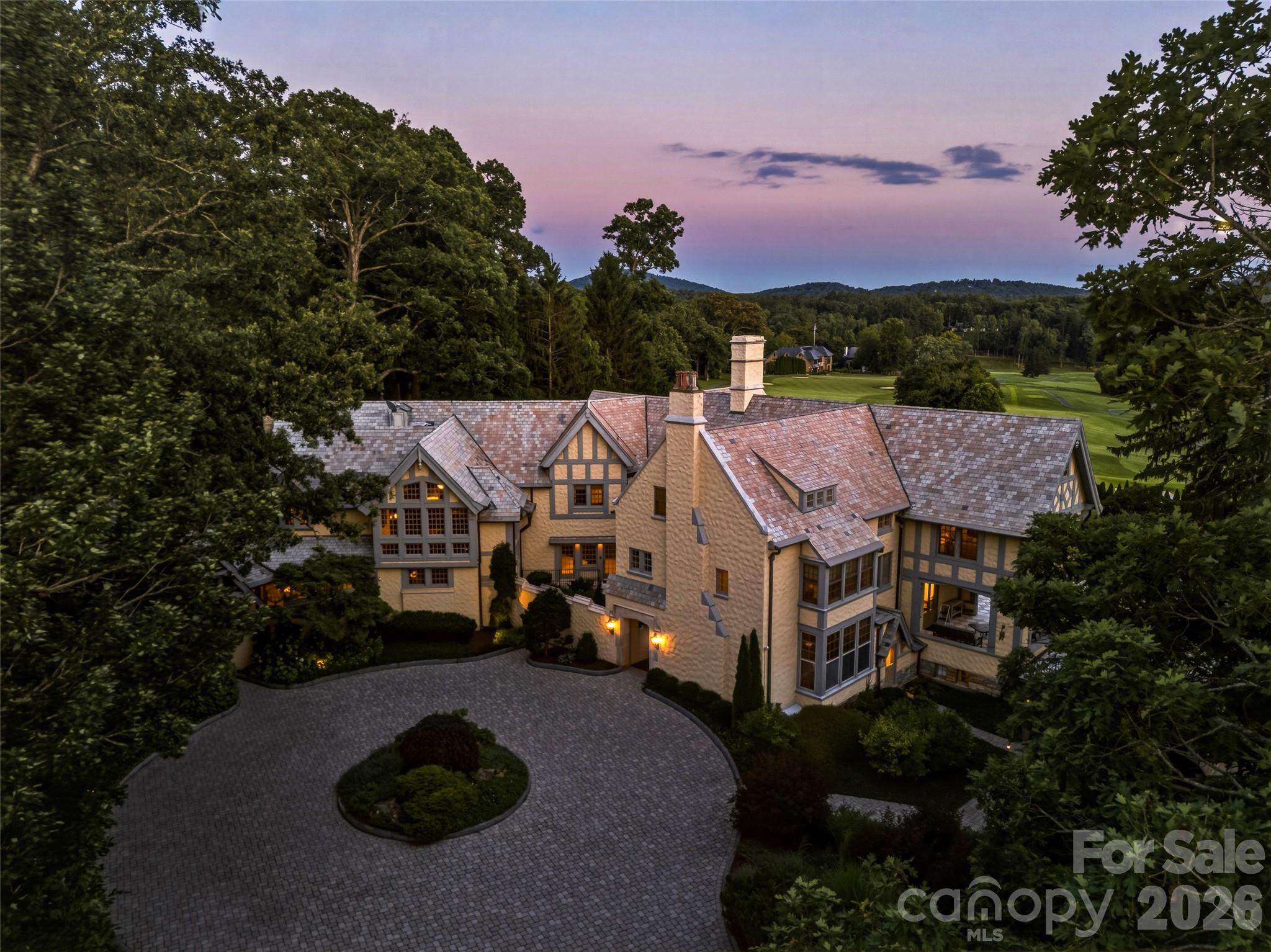 7 Stuyvesant Road, Biltmore Forest, photo 6 of 8