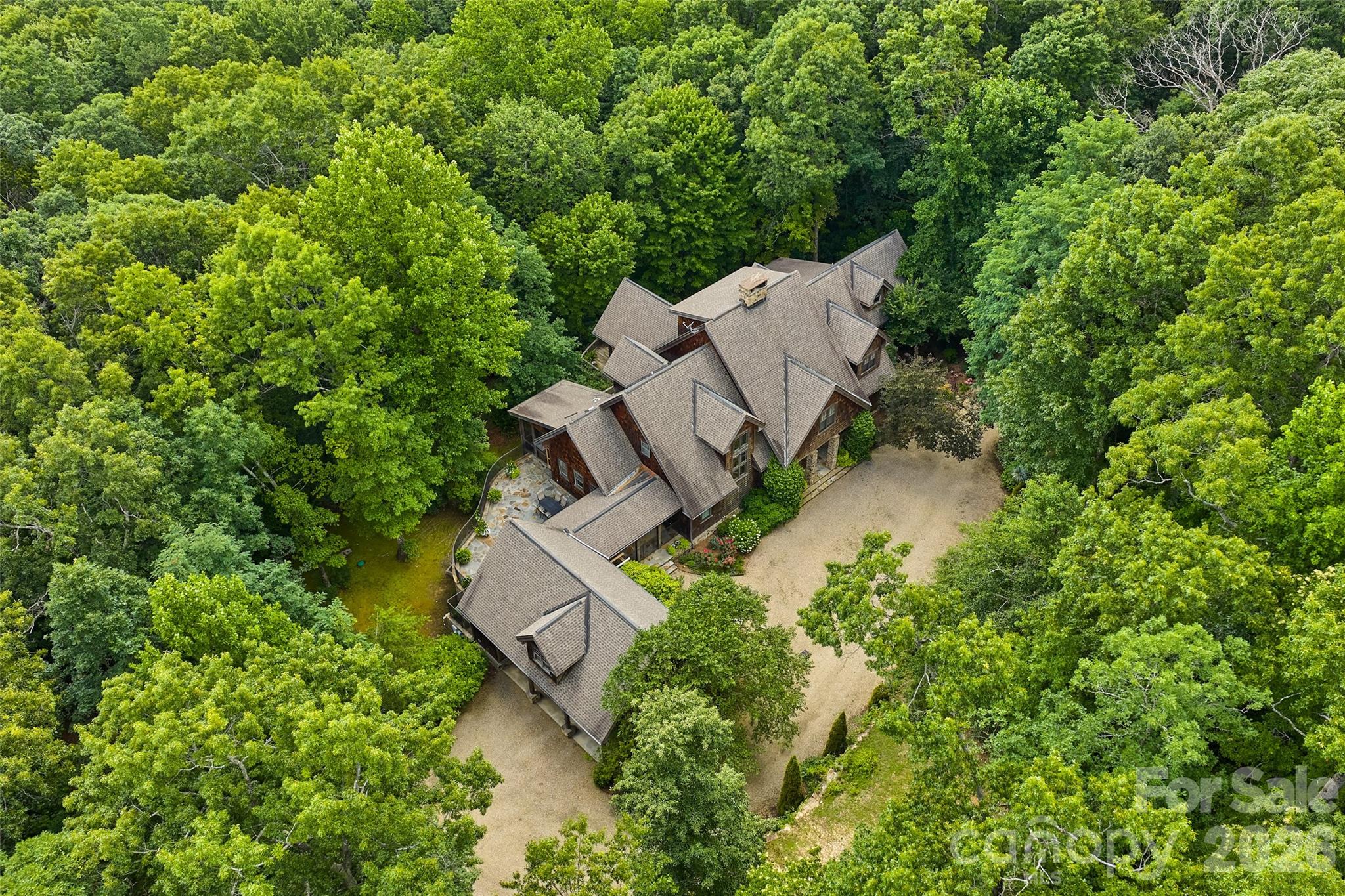 113 Birchbend None, Cleveland, photo 3 of 8