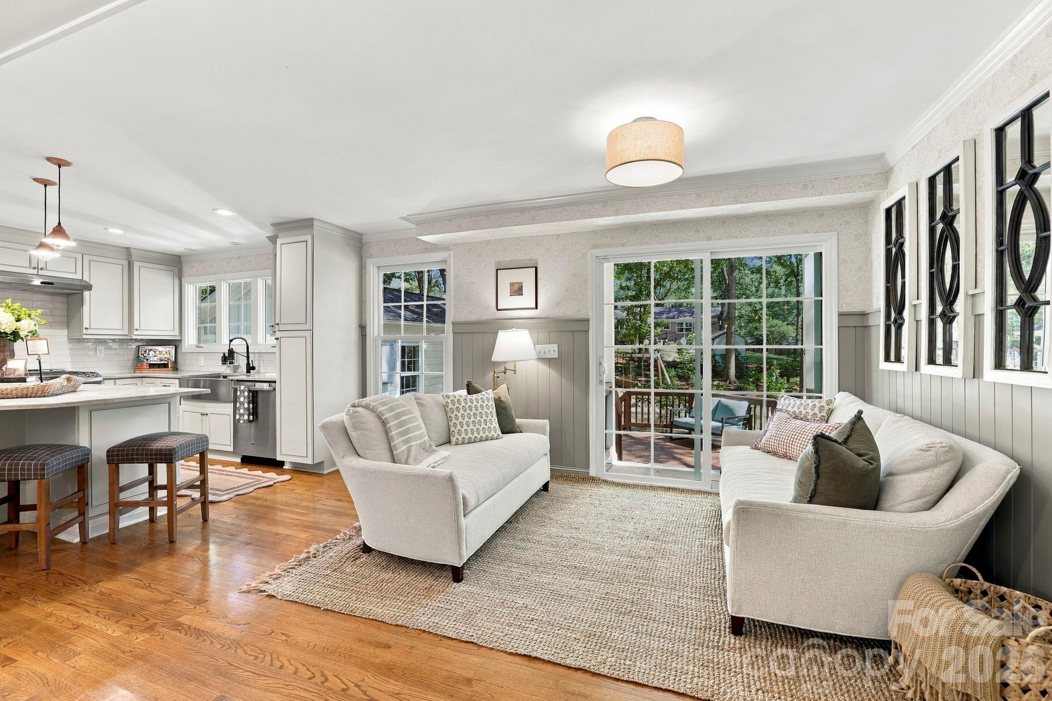 4001 Sussex Avenue, Charlotte, photo 7 of 8