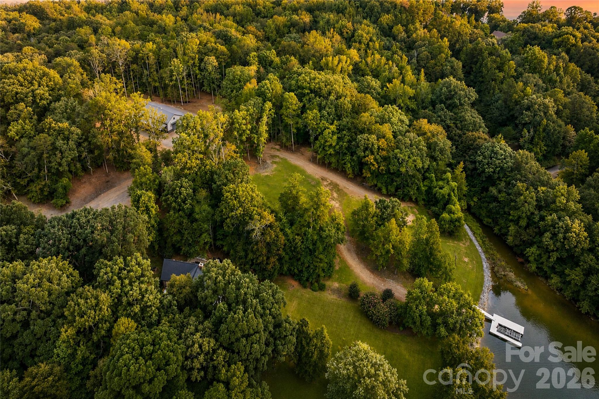 1147 Whispering Winds Drive, Catawba, photo 5 of 8
