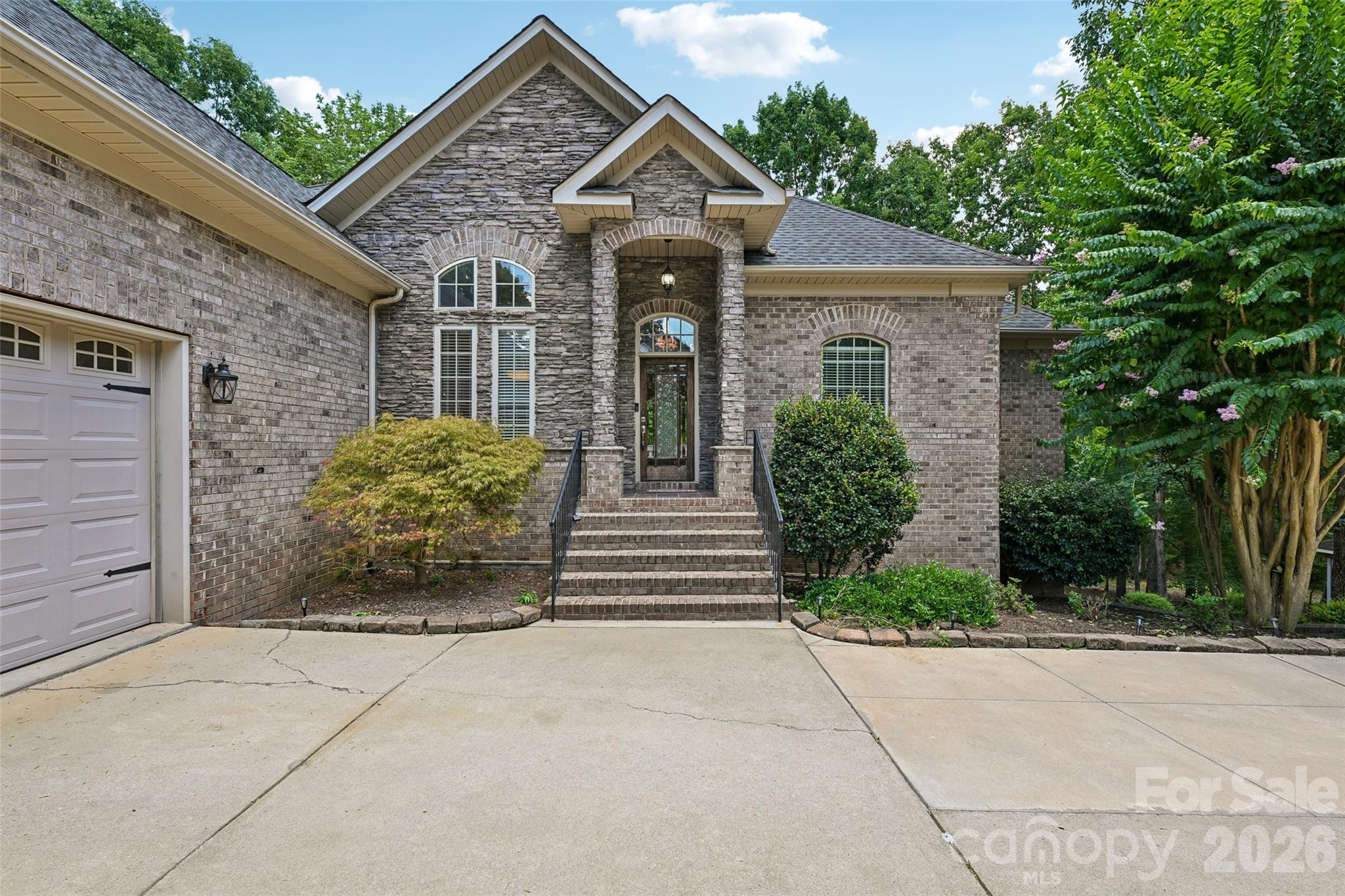 304 Catawba Crest Lane, Clover, photo 2 of 8