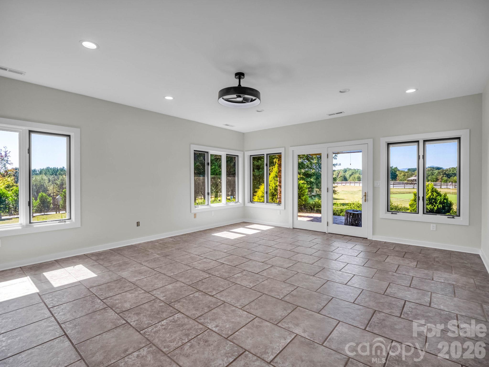 401 Over Hill Drive, Tryon, photo 8 of 8