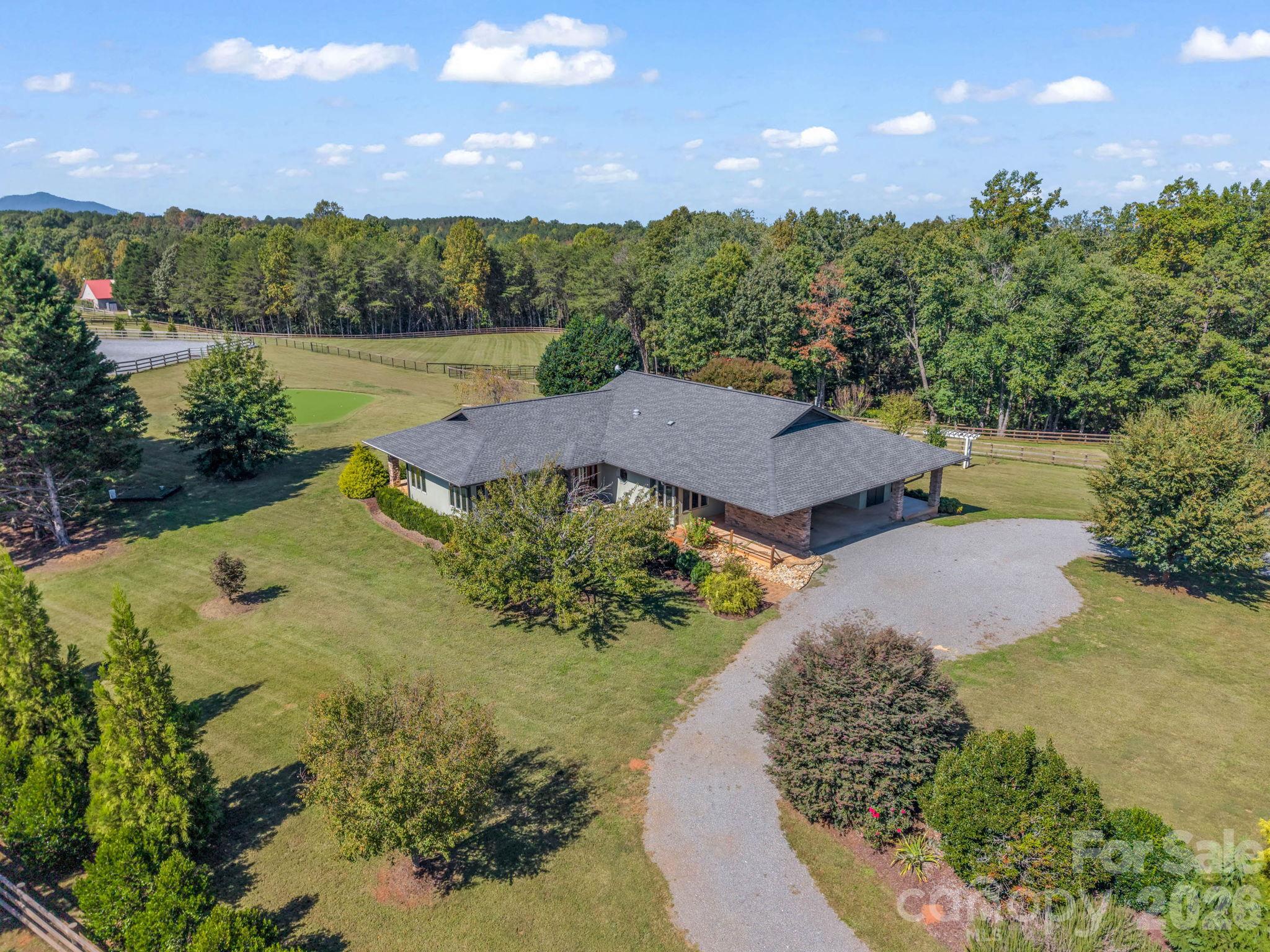 401 Over Hill Drive, Tryon, photo 5 of 8