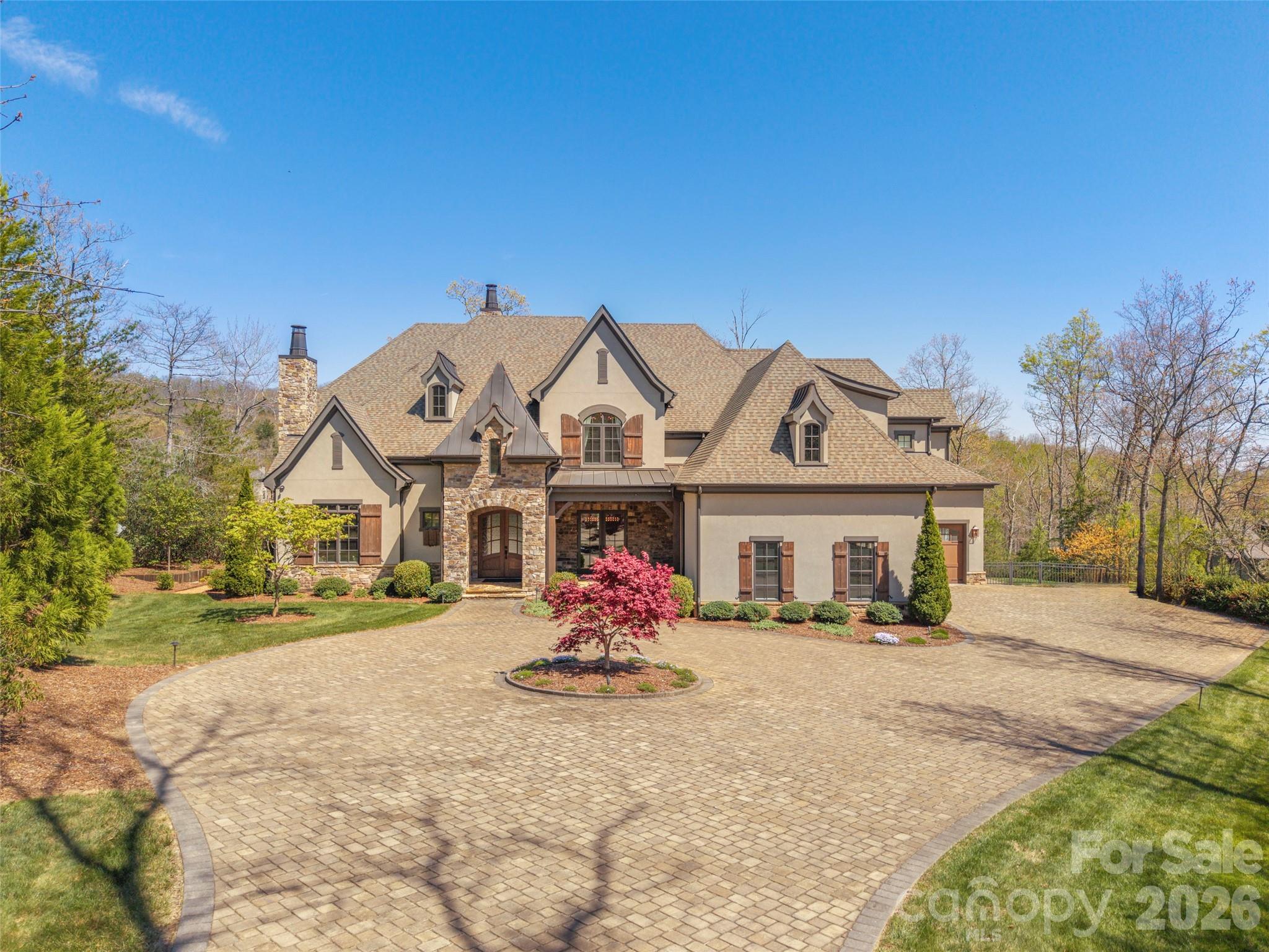 1925 White Tree Trail, Arden, photo 2 of 8