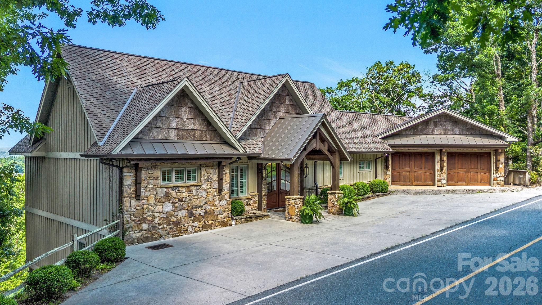 777 Green Hill Road, Blowing Rock, photo 2 of 8