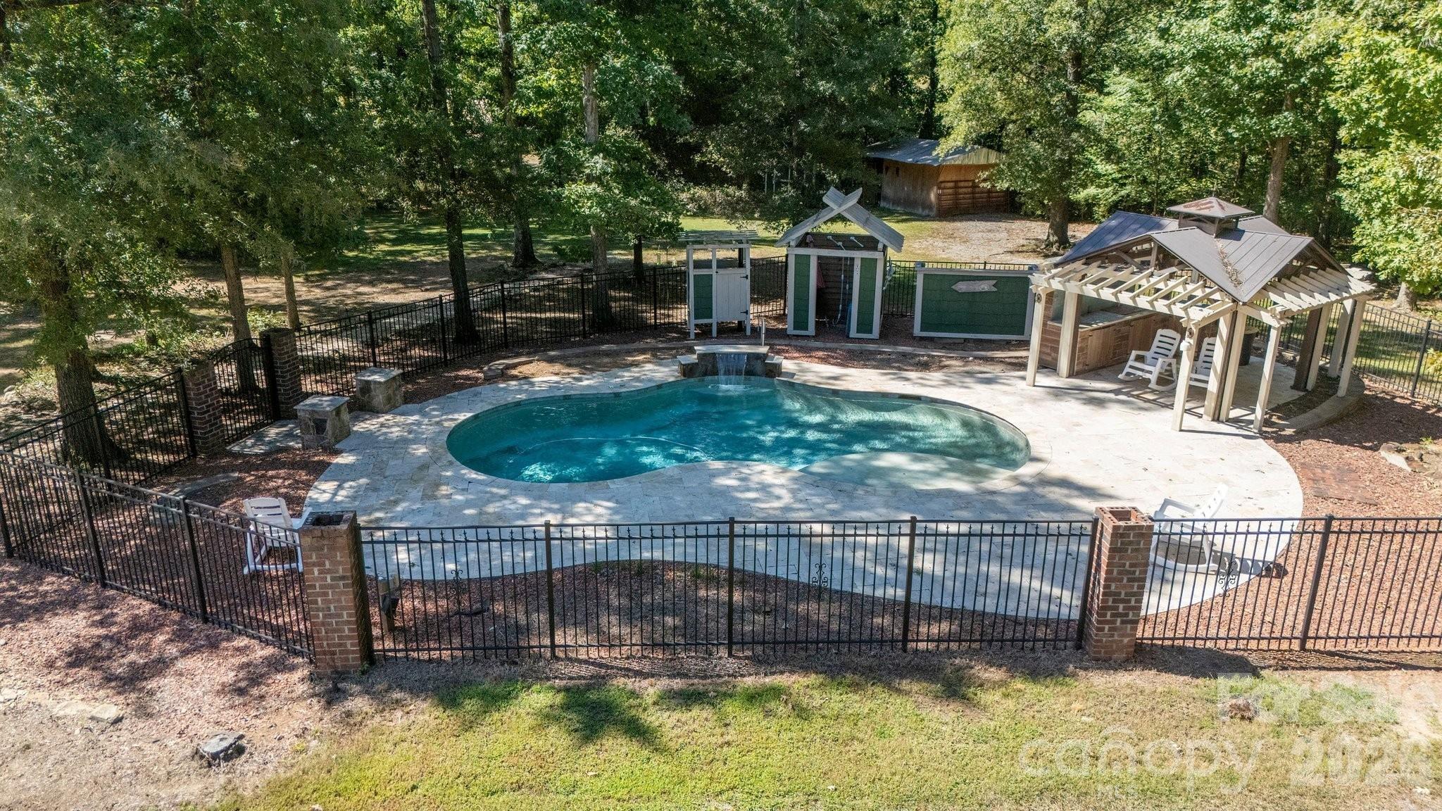 1517 Helms Short Cut Road, Monroe, photo 2 of 8