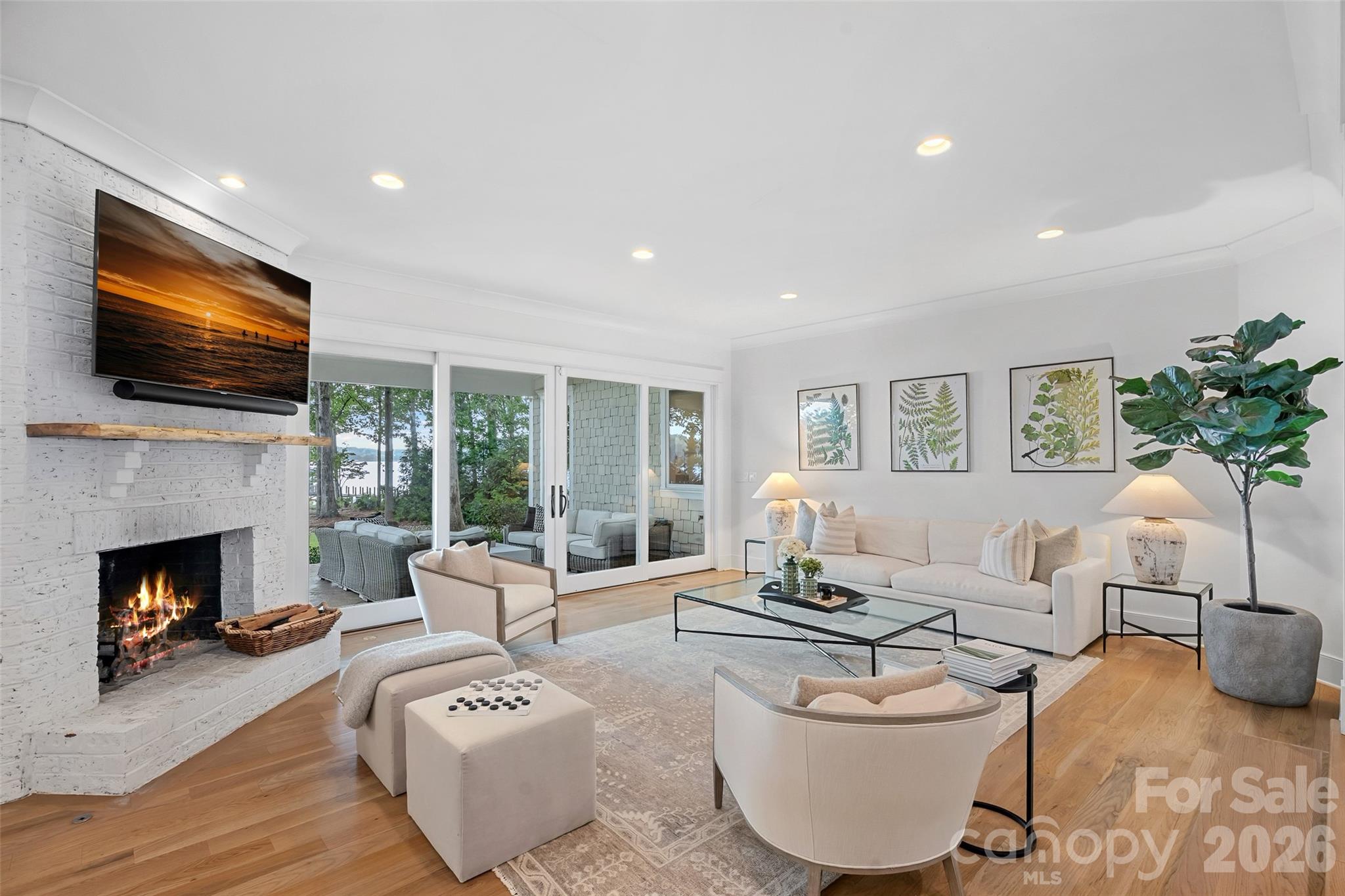 16109 N Point Road, Huntersville, photo 8 of 8