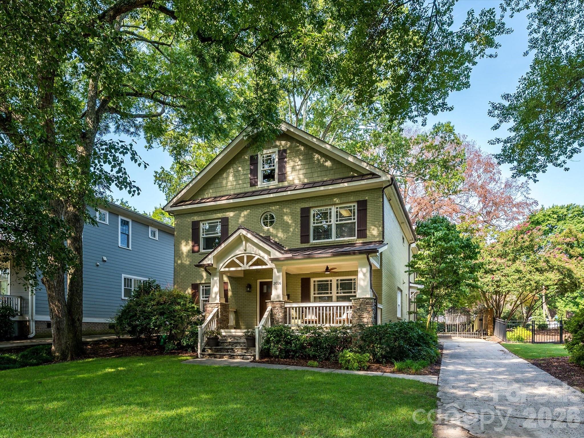 3016 Somerset Drive, Charlotte, photo 1 of 8