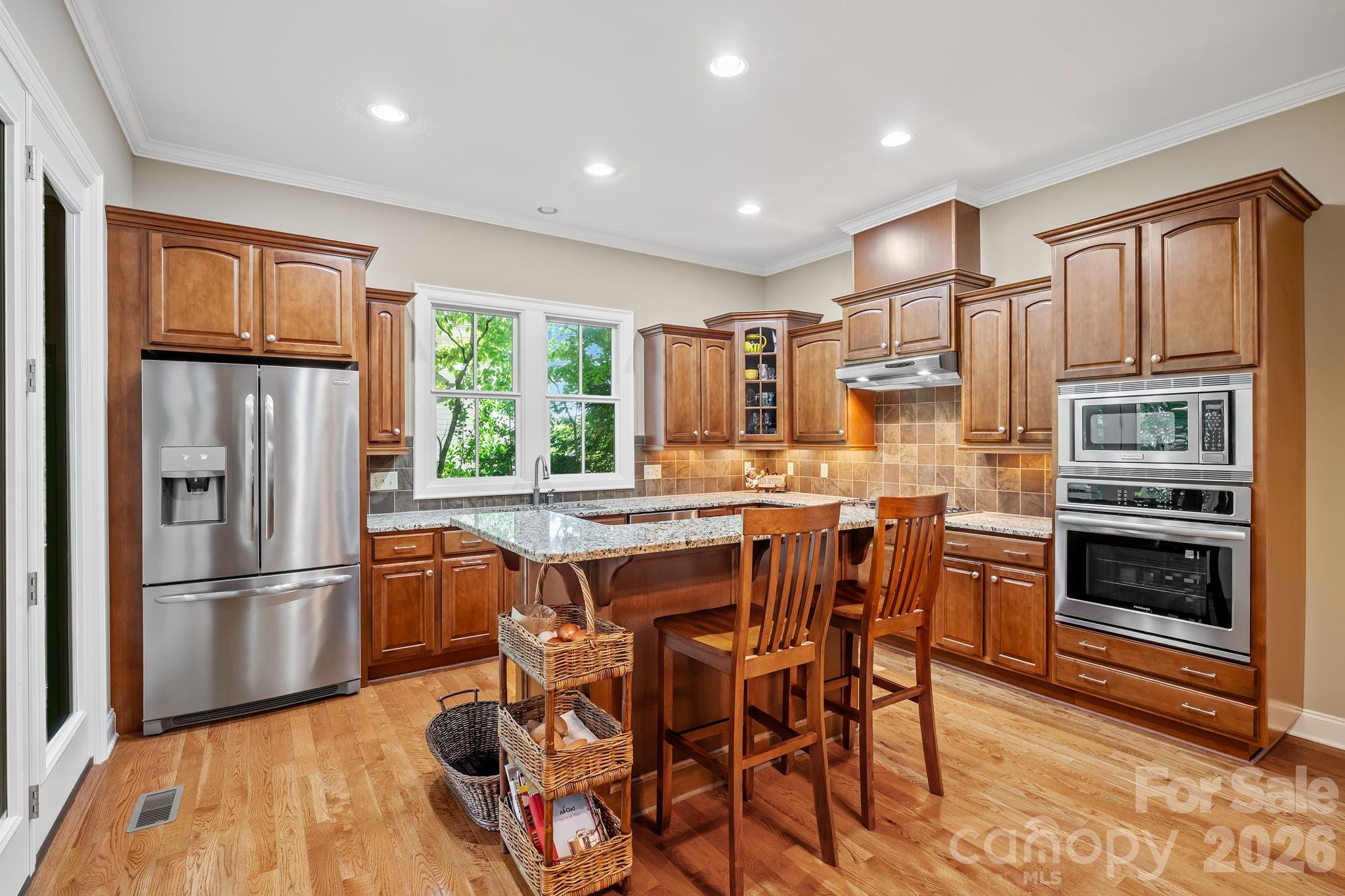 25 E Owl Creek Lane, Fairview, photo 7 of 8
