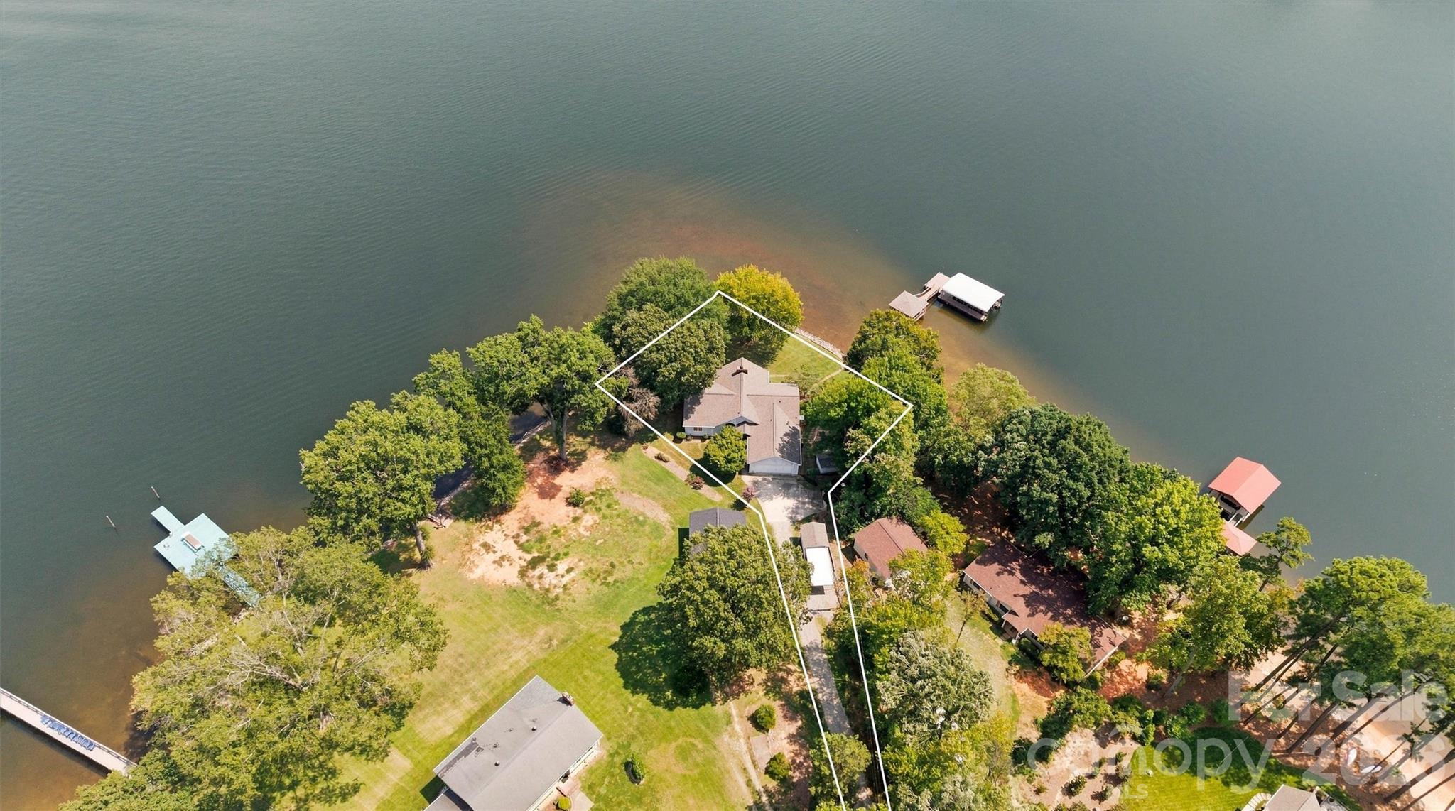 9109 Clement Circle, Terrell, photo 3 of 8