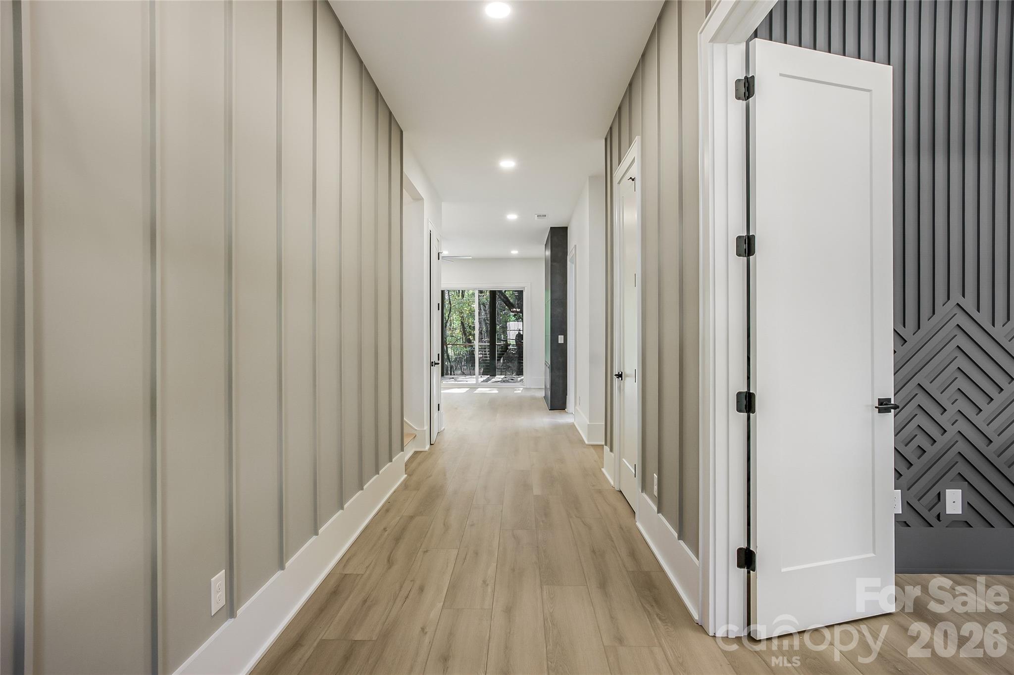 4003 Sage Cliff Court, Matthews, photo 2 of 8