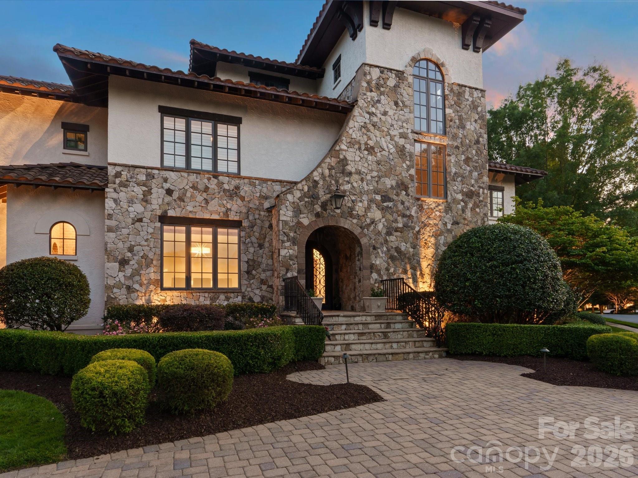 200 Oakmont Lane, Waxhaw, photo 4 of 8