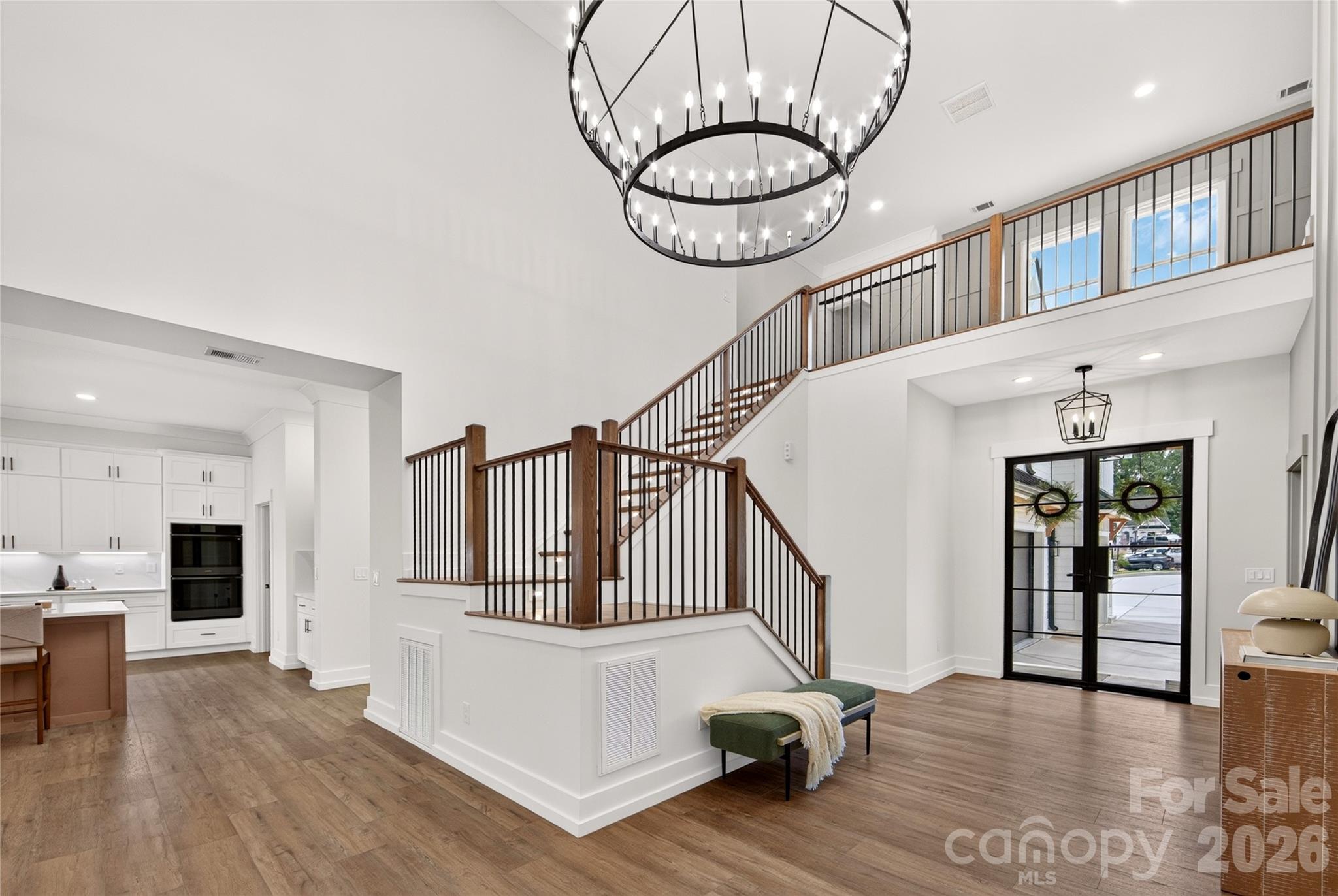 3141 Brayland Avenue, Matthews, photo 2 of 8