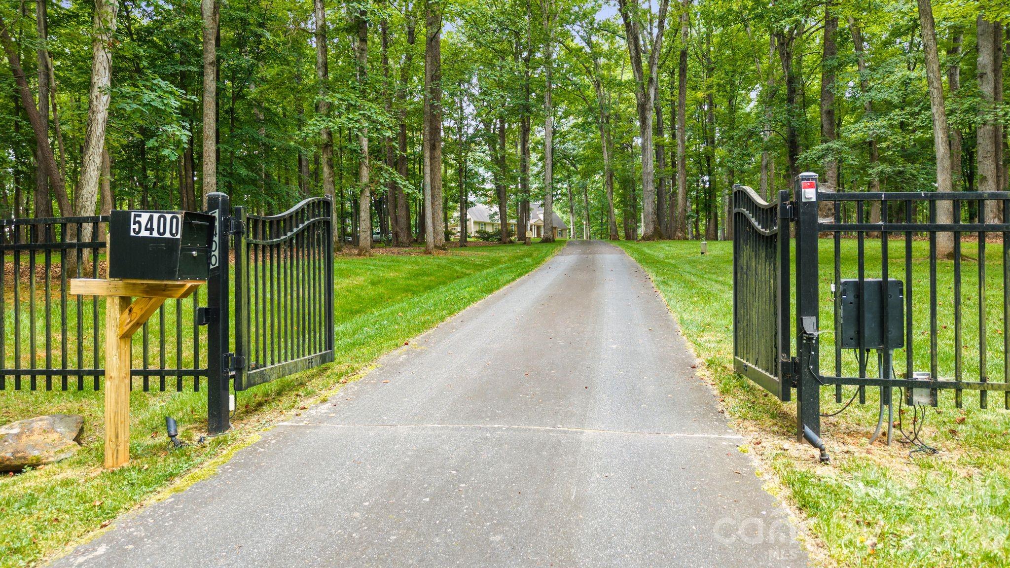 5400 Dartmoor Street #246, Winston Salem, photo 2 of 8