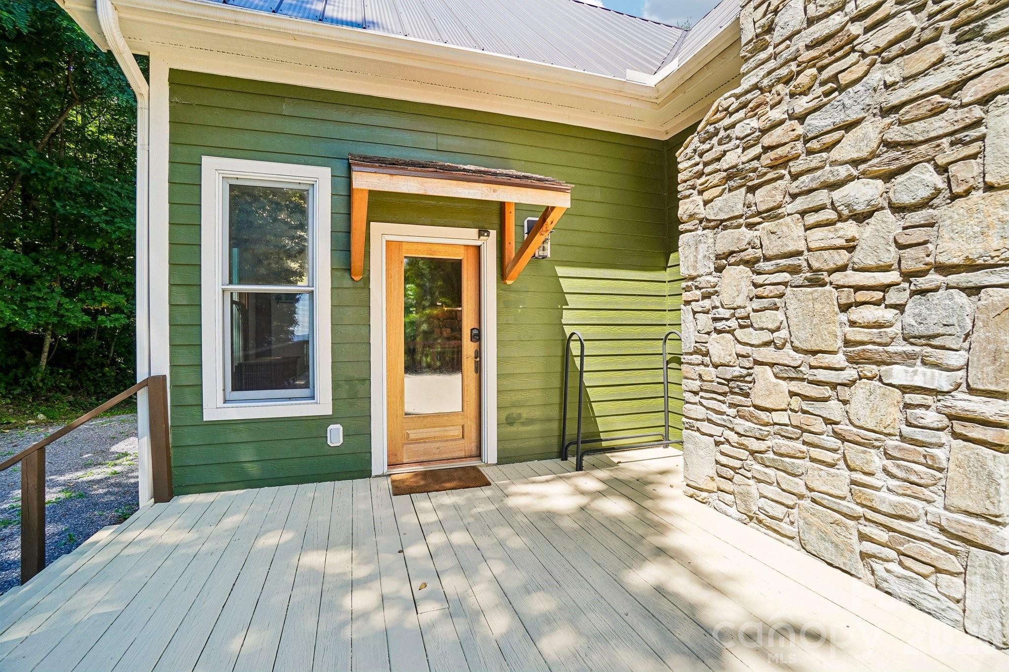 2705 Sand Branch Road, Black Mountain, photo 4 of 8