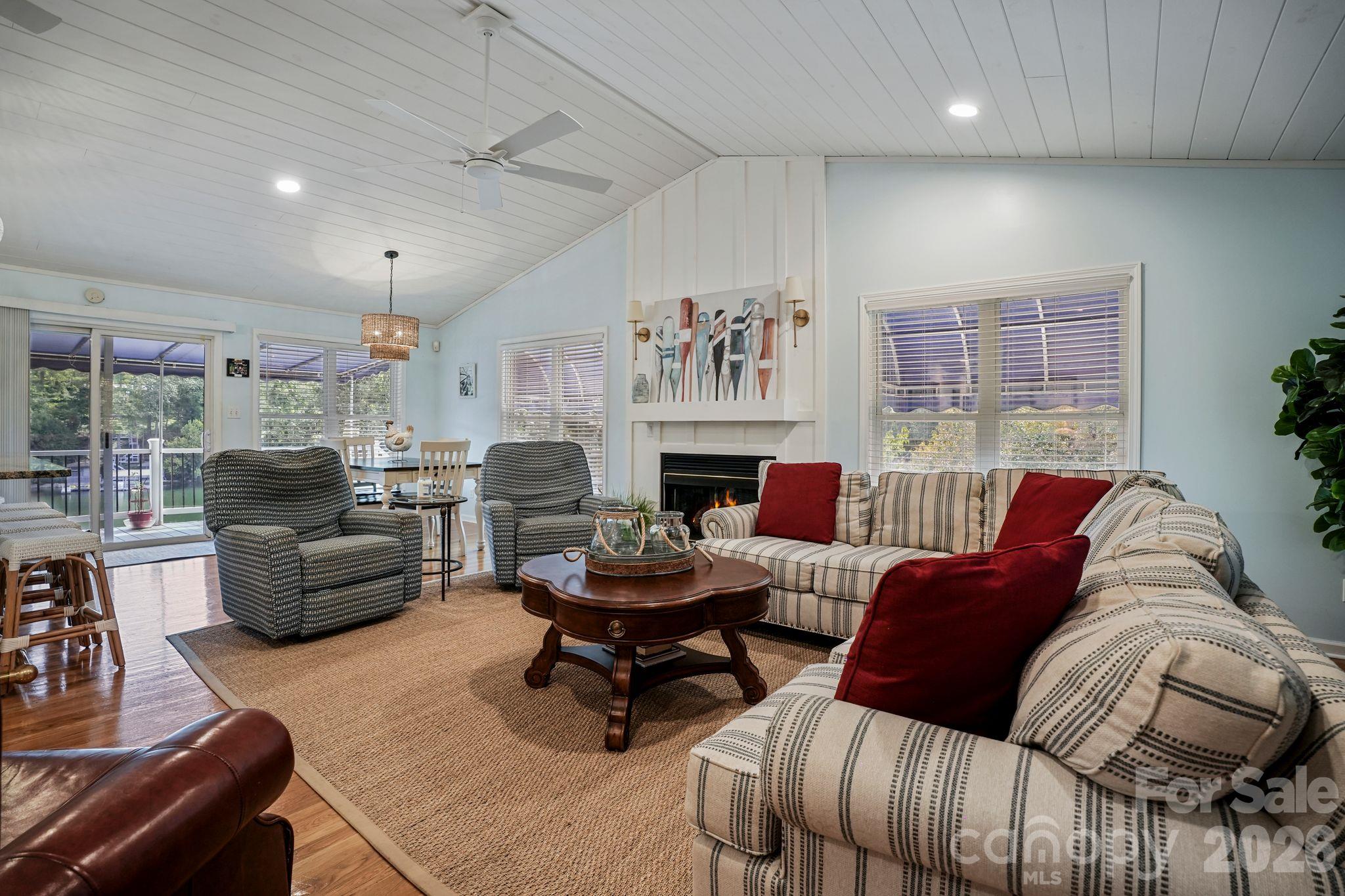 2250 Mallard Cove Drive, Nebo, photo 7 of 8